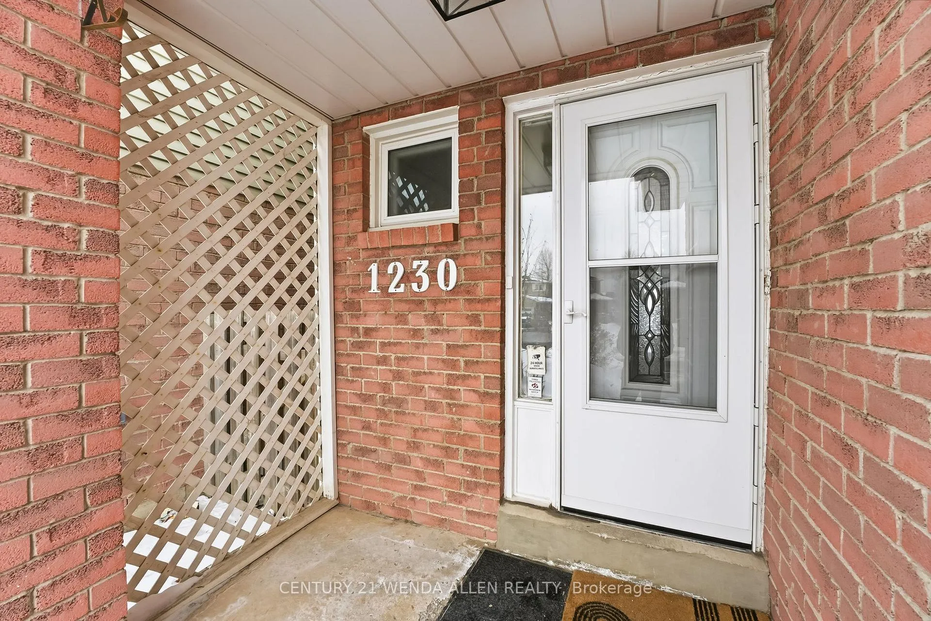 Photo 4 of 1230 Delmark Court, Oshawa, Donevan — HOMEH