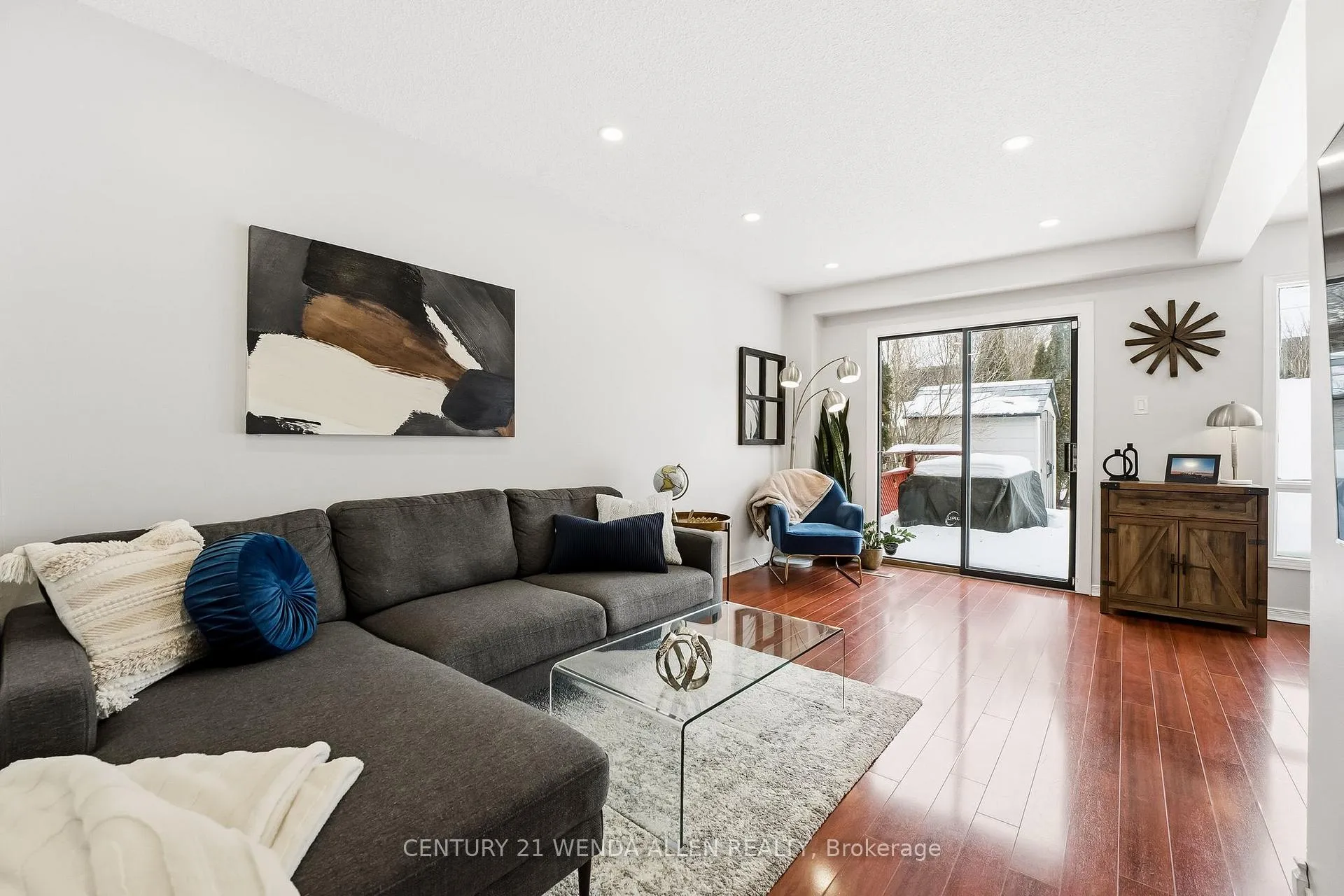 Photo 7 of 1230 Delmark Court, Oshawa, Donevan — HOMEH