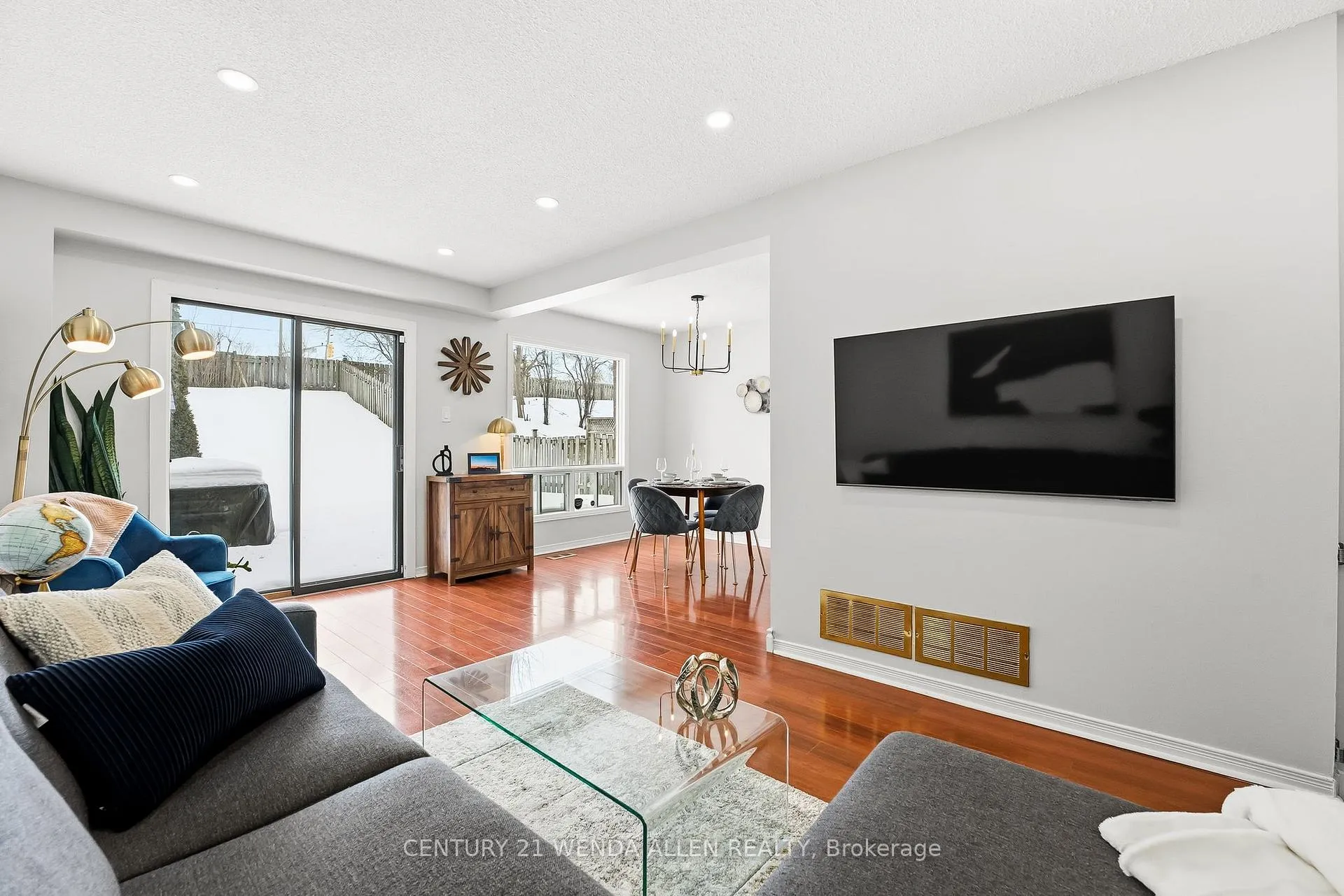Photo 8 of 1230 Delmark Court, Oshawa, Donevan — HOMEH
