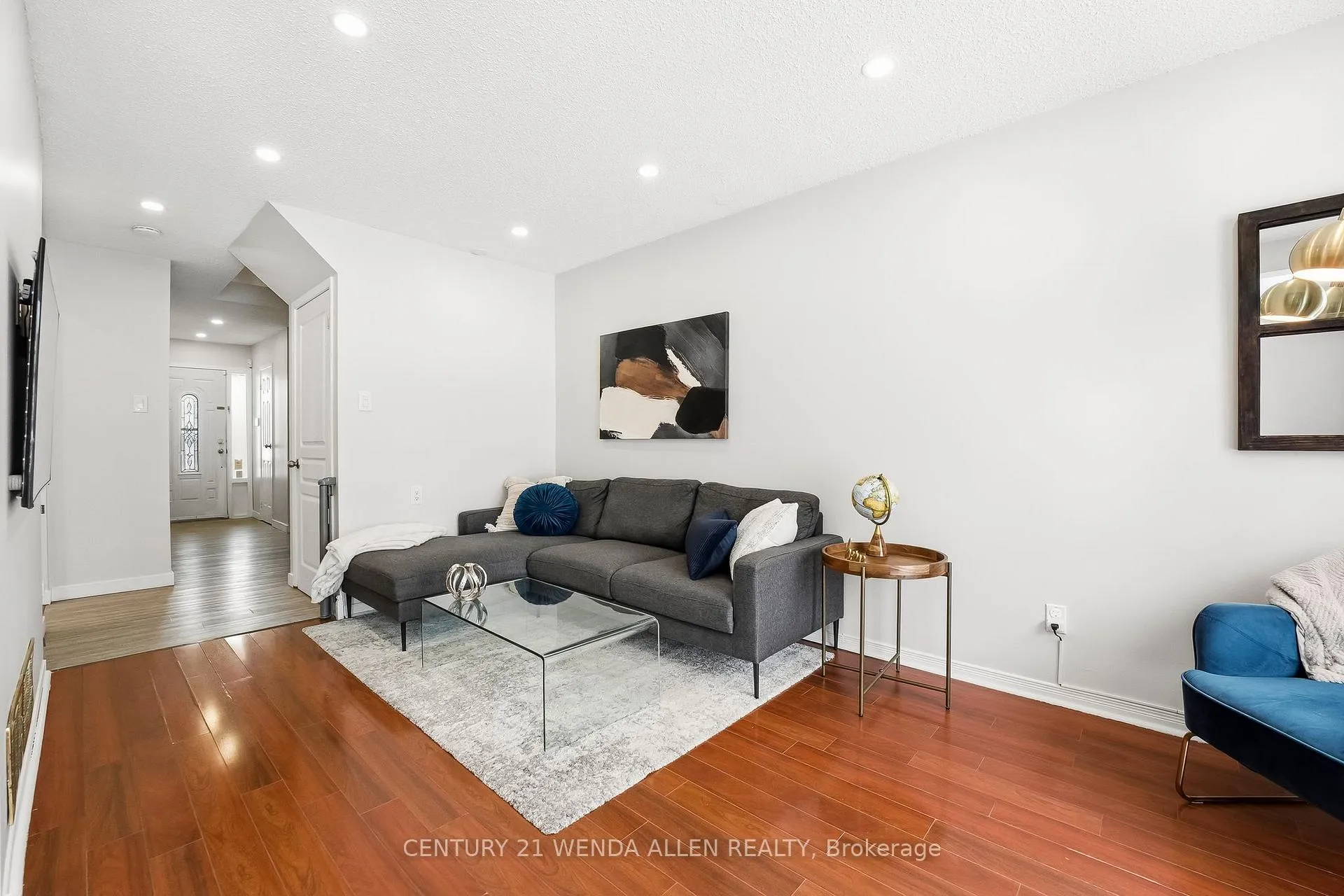 Photo 10 of 1230 Delmark Court, Oshawa, Donevan — HOMEH