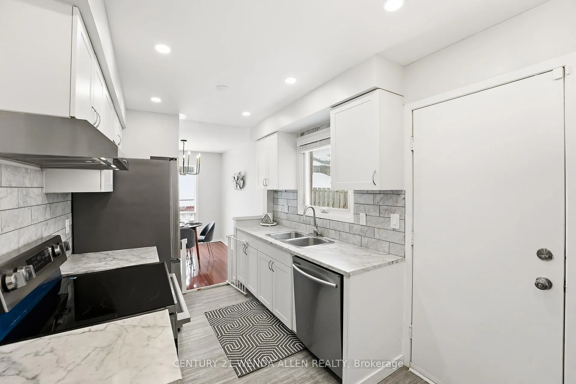Photo 19 of 1230 Delmark Court, Oshawa, Donevan — HOMEH