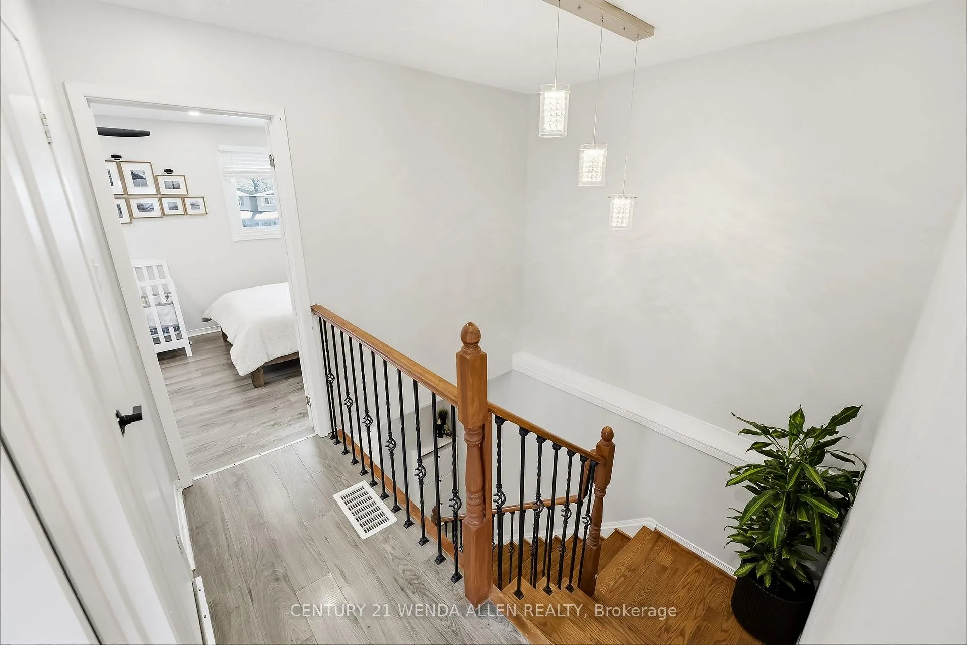 Photo 24 of 1230 Delmark Court, Oshawa, Donevan — HOMEH