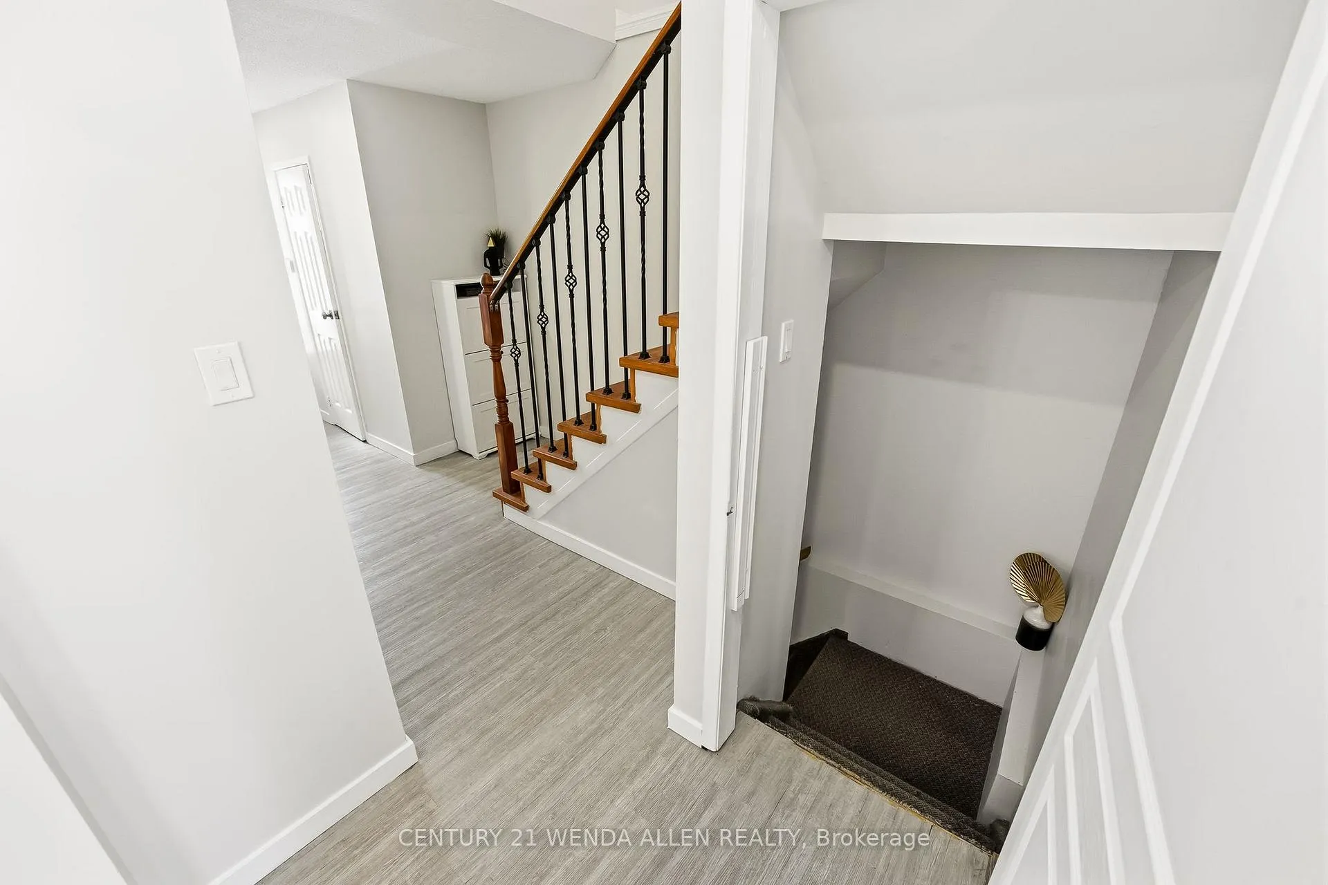 Photo 34 of 1230 Delmark Court, Oshawa, Donevan — HOMEH