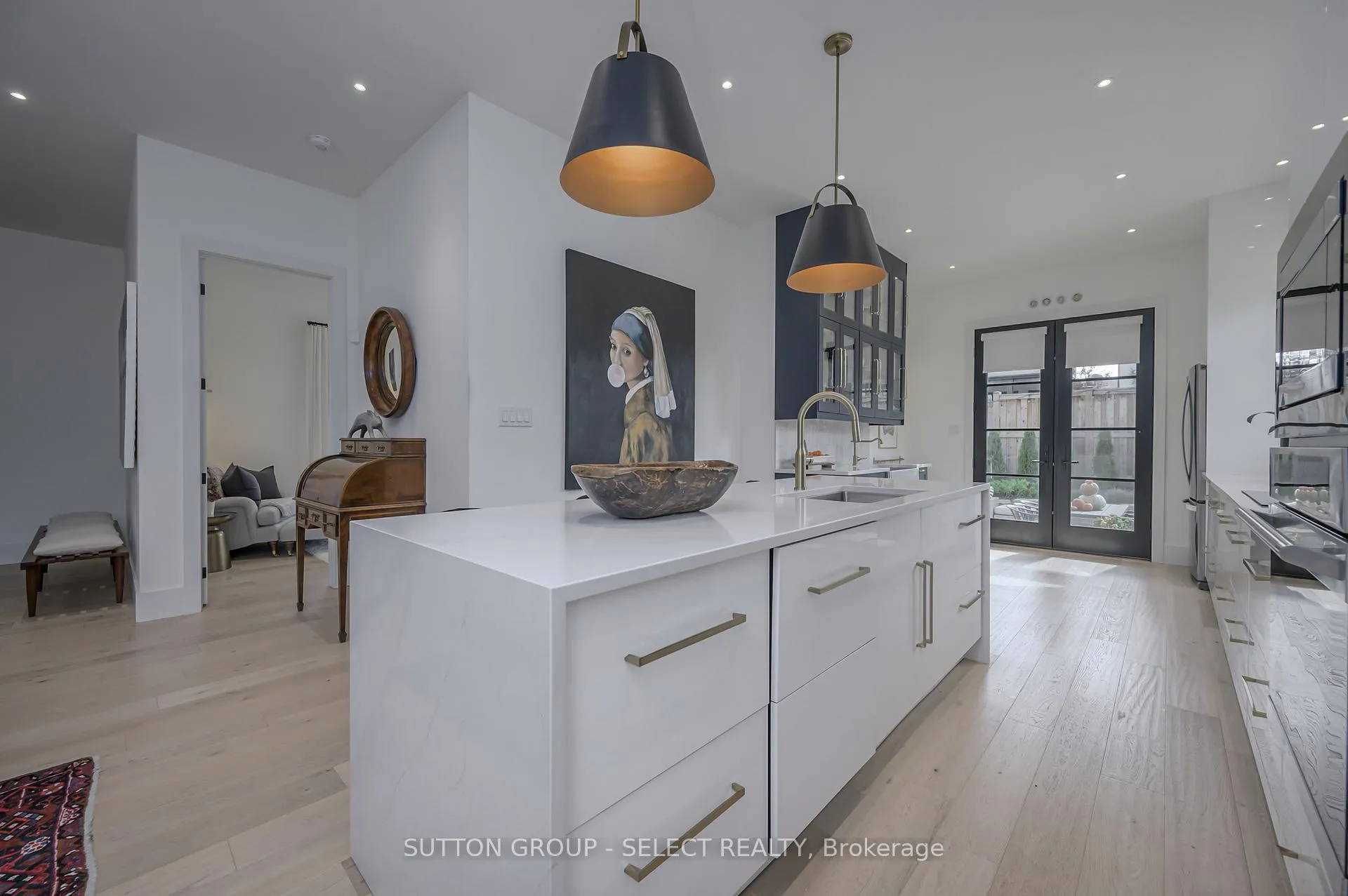 Photo 7 of 185 Commissioners Road E, London, South P — HOMEH