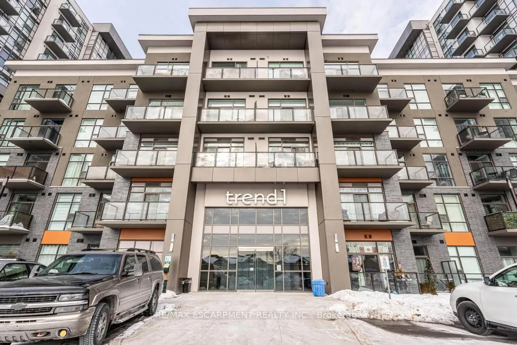 Photo 2 of Unit 327, 450 Dundas Street, Hamilton, Waterdown — HOMEH