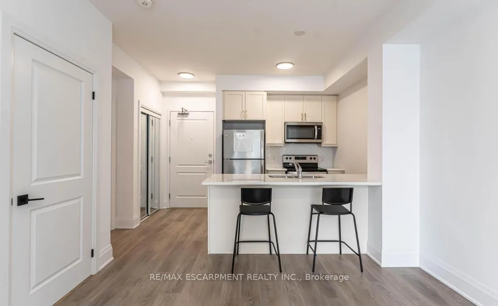 Photo 6 of Unit 327, 450 Dundas Street, Hamilton, Waterdown — HOMEH