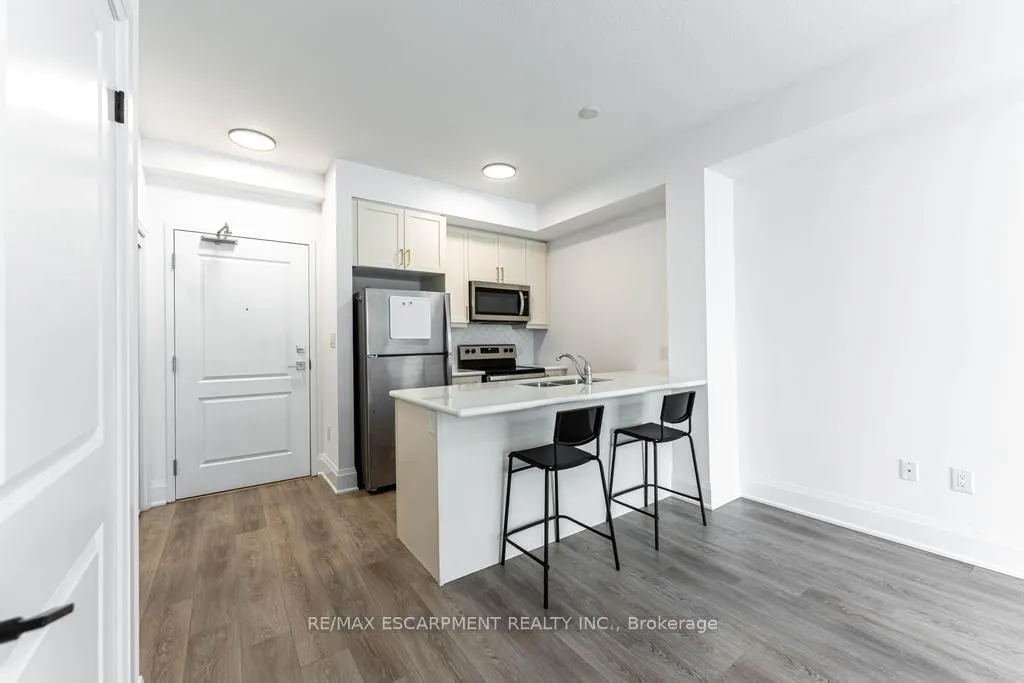 Photo 8 of Unit 327, 450 Dundas Street, Hamilton, Waterdown — HOMEH