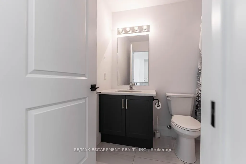 Photo 14 of Unit 327, 450 Dundas Street, Hamilton, Waterdown — HOMEH