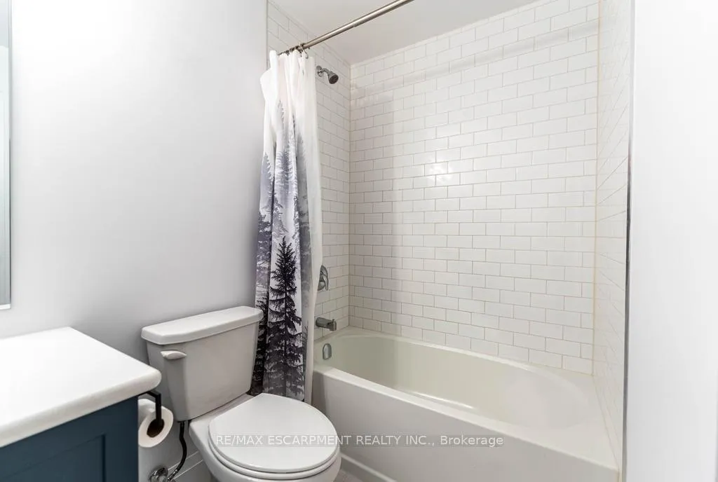 Photo 15 of Unit 327, 450 Dundas Street, Hamilton, Waterdown — HOMEH
