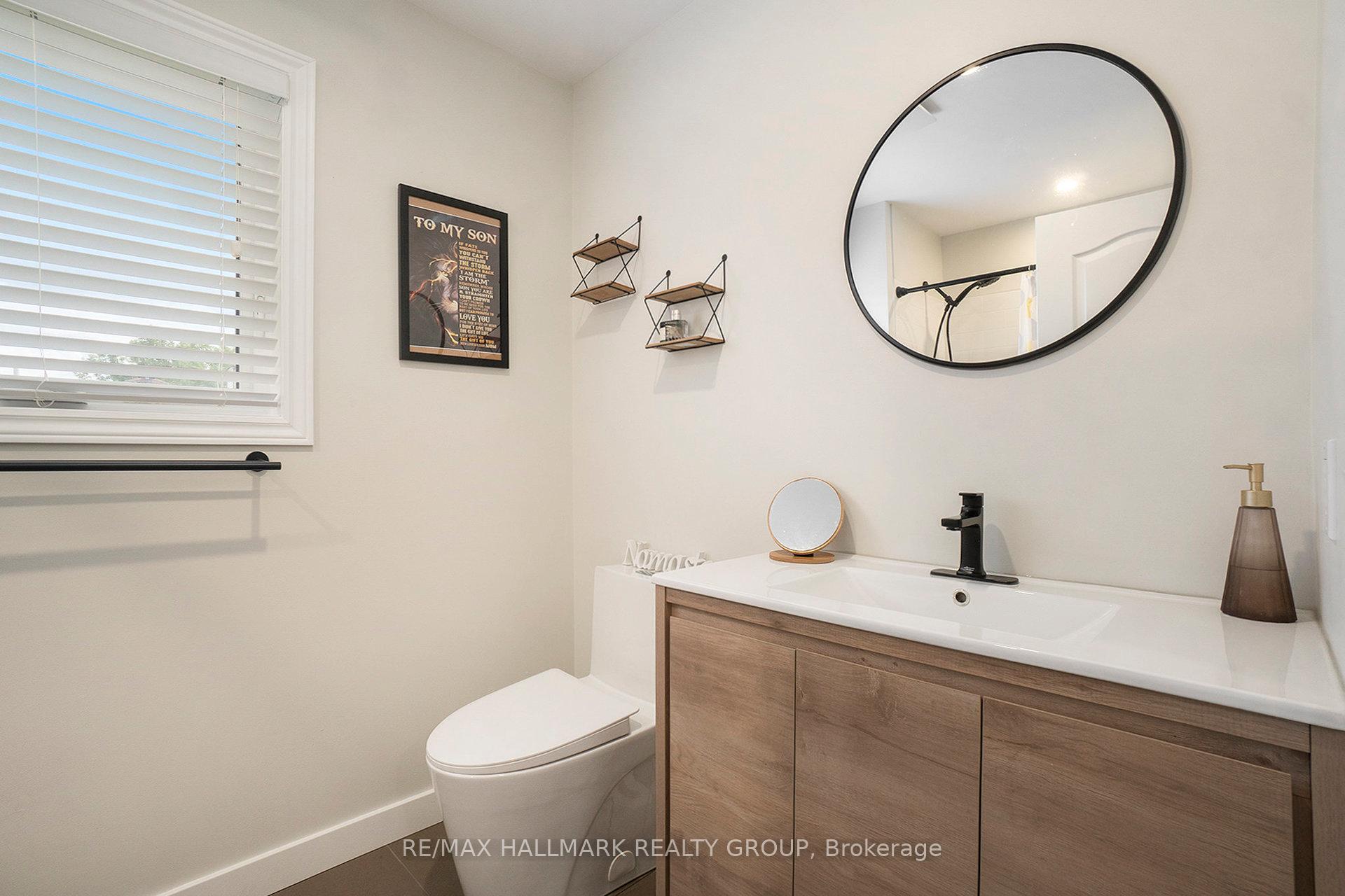 Photo 22 of 11 Ellisson Way, Ottawa, Hunt Club Park — HOMEH