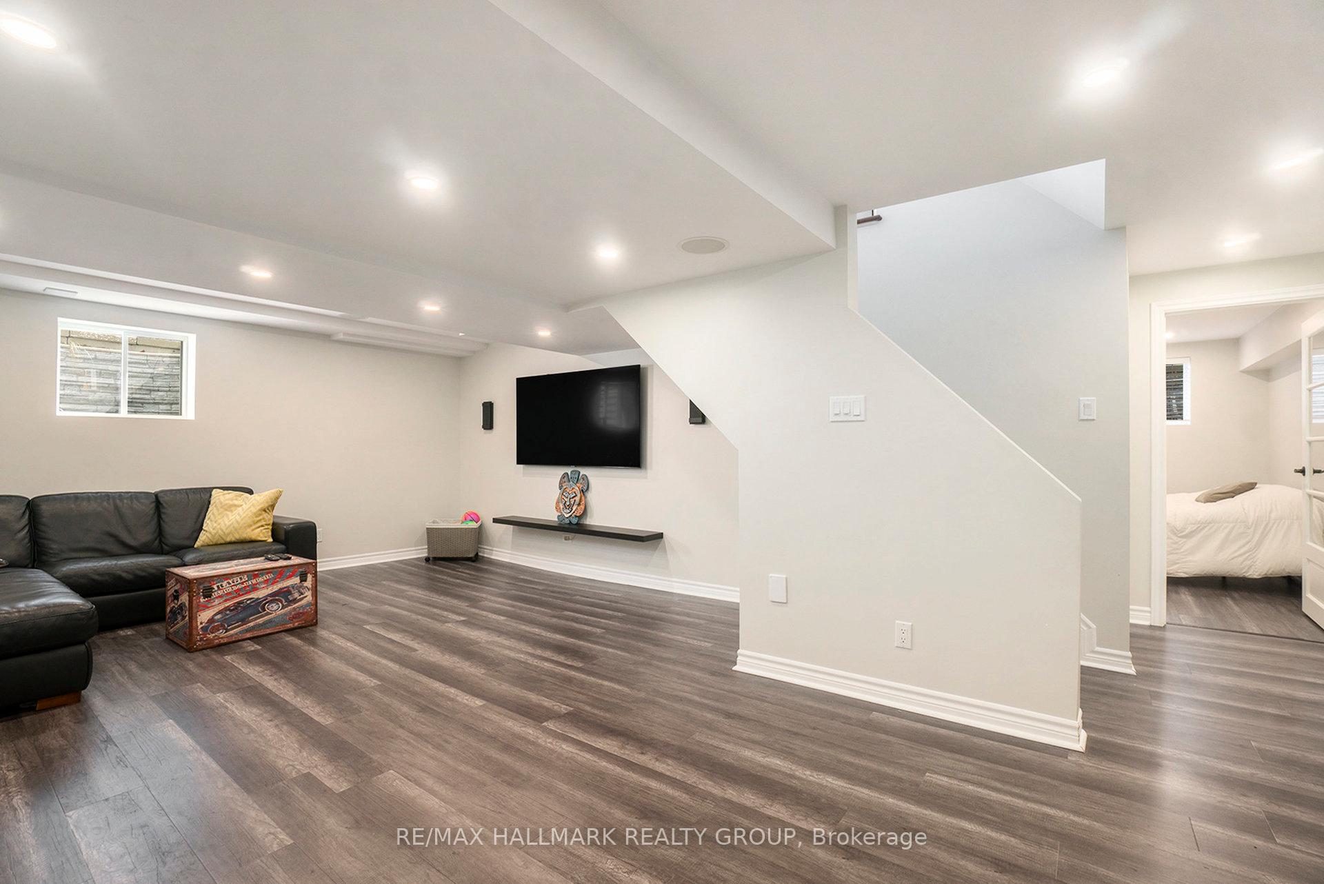 Photo 27 of 11 Ellisson Way, Ottawa, Hunt Club Park — HOMEH