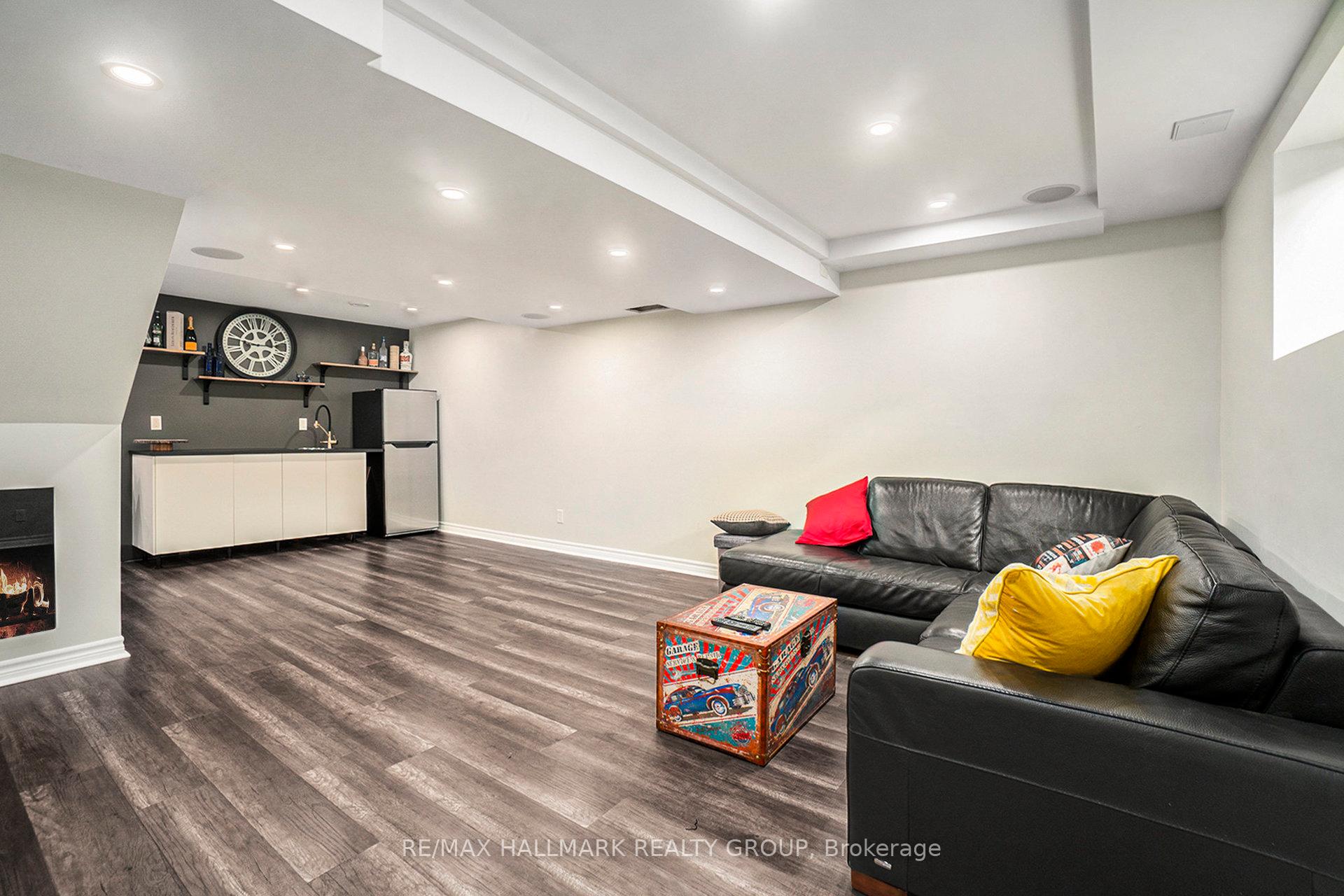 Photo 29 of 11 Ellisson Way, Ottawa, Hunt Club Park — HOMEH