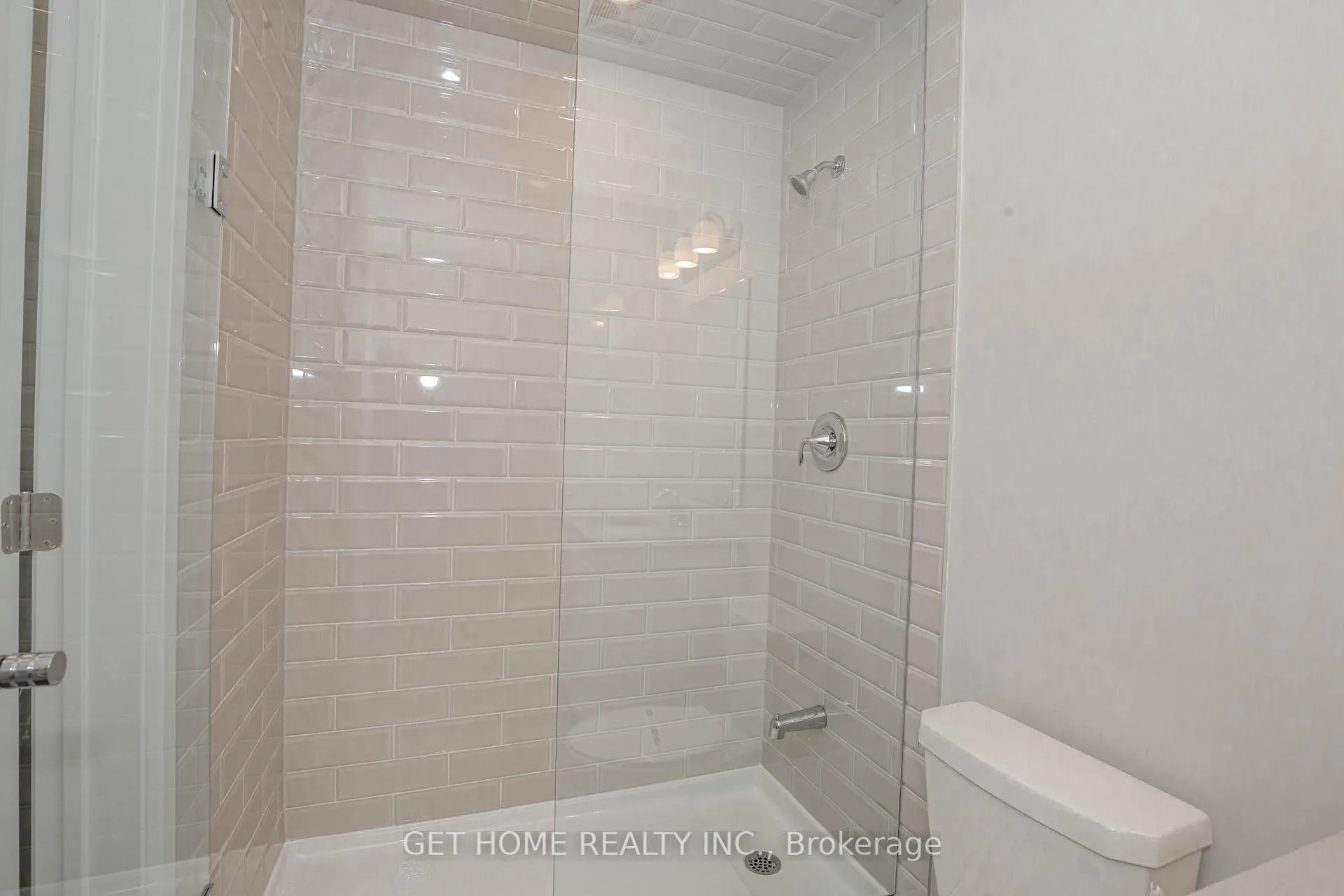Photo 34 of Unit 512, 480 Gordon Krantz Avenue, Milton, Walker — HOMEH