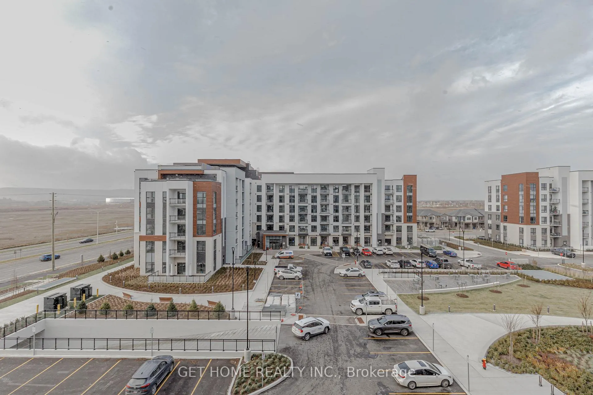 Photo 38 of Unit 512, 480 Gordon Krantz Avenue, Milton, Walker — HOMEH