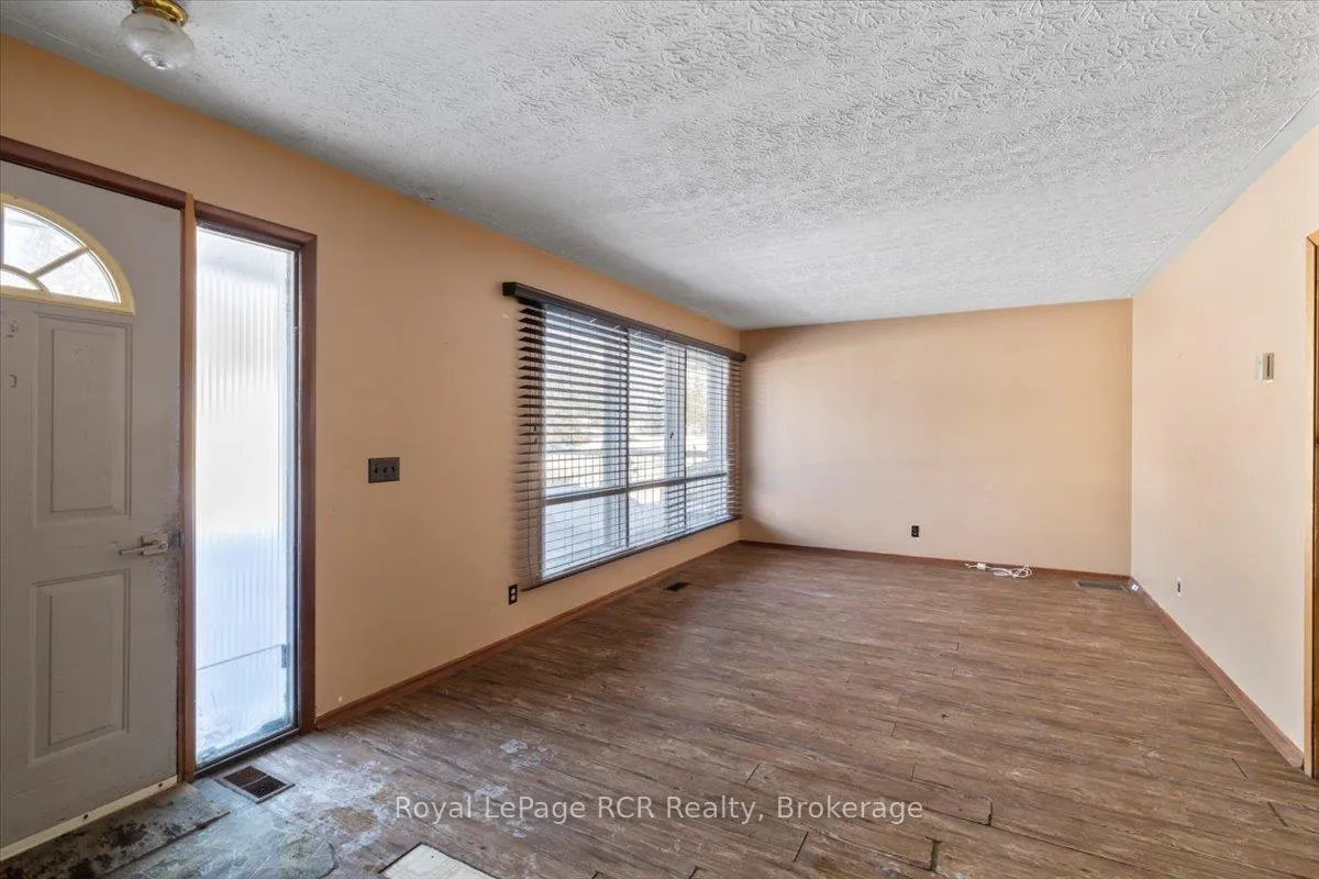Photo 3 of 389 3rd Street, Hanover — HOMEH
