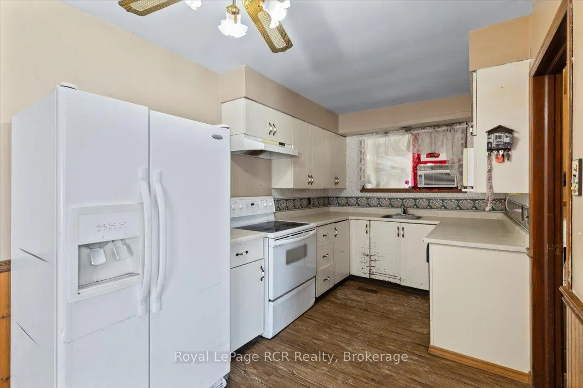 Photo 7 of 389 3rd Street, Hanover — HOMEH