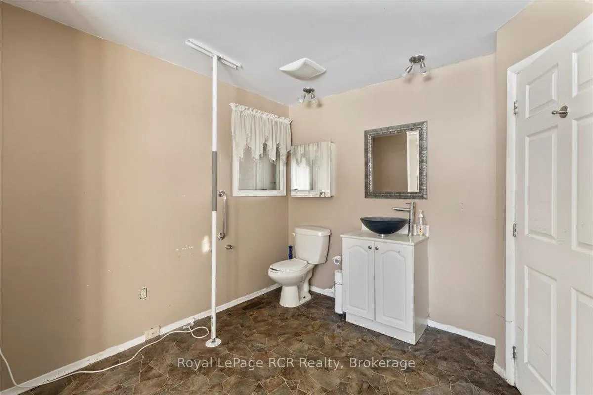 Photo 13 of 389 3rd Street, Hanover — HOMEH