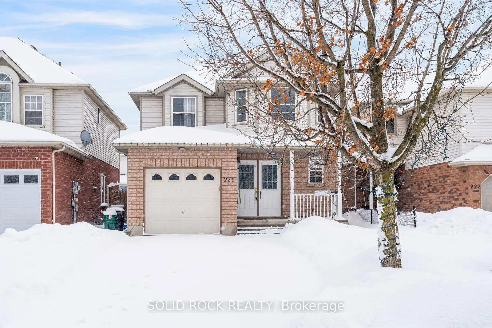 Photo 3 of 224 Pineland Court, Waterloo — HOMEH