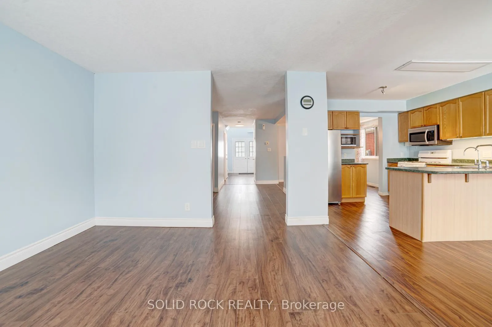 Photo 12 of 224 Pineland Court, Waterloo — HOMEH