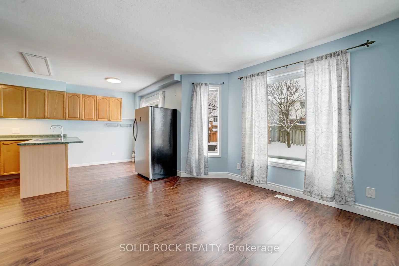 Photo 16 of 224 Pineland Court, Waterloo — HOMEH