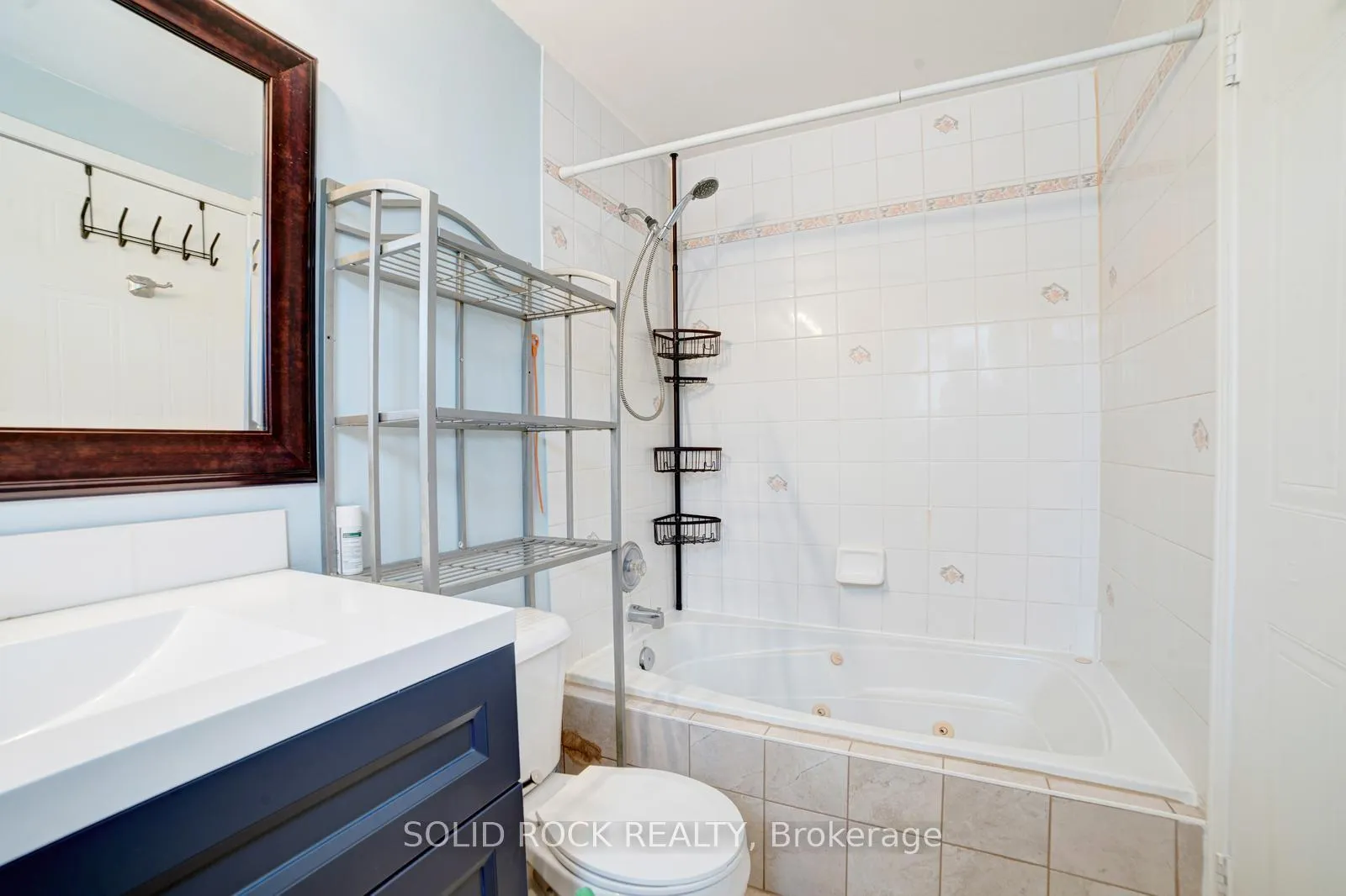 Photo 23 of 224 Pineland Court, Waterloo — HOMEH