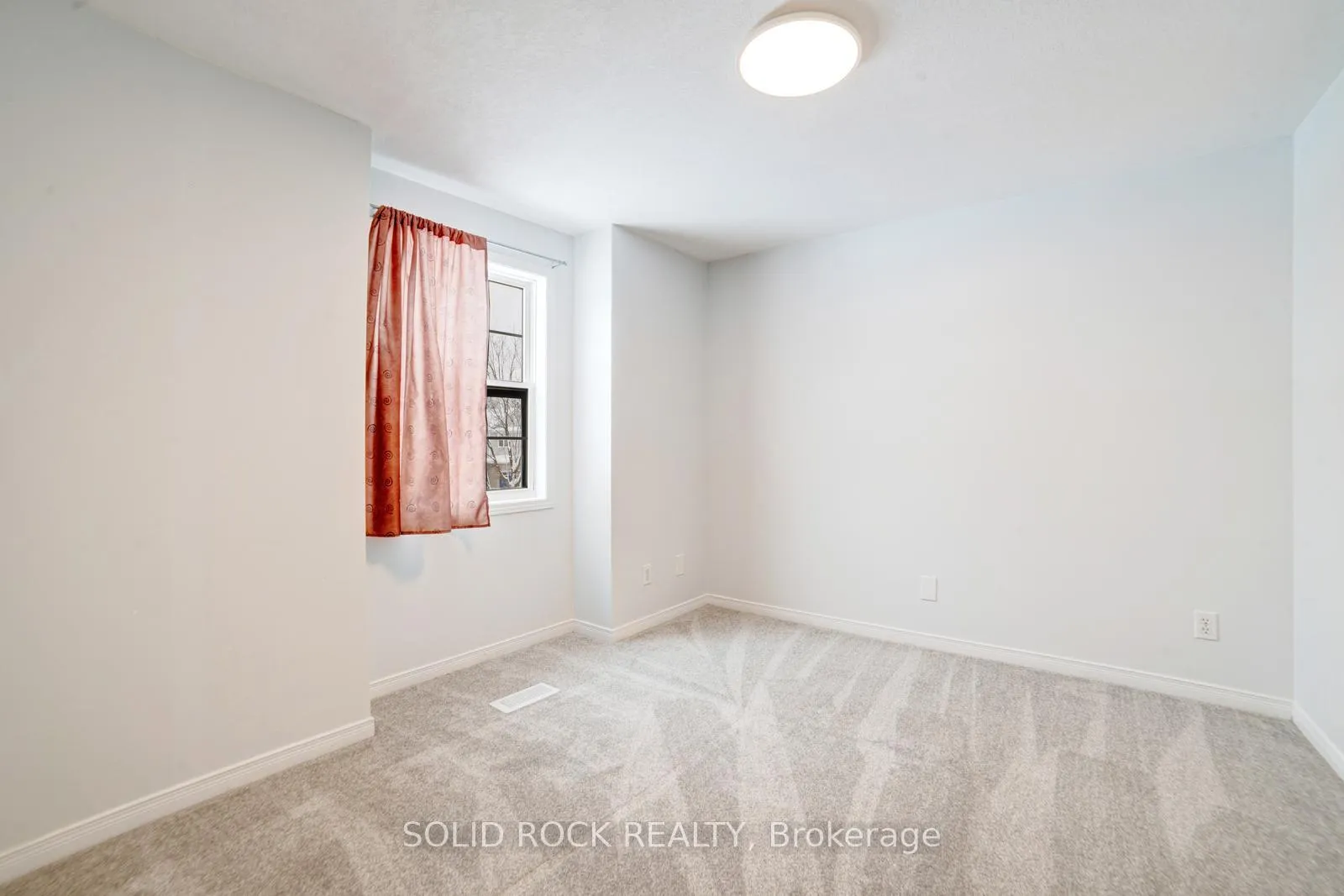 Photo 31 of 224 Pineland Court, Waterloo — HOMEH