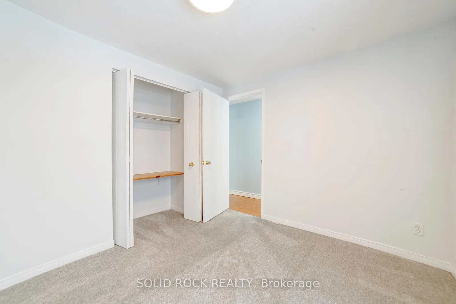 Photo 32 of 224 Pineland Court, Waterloo — HOMEH