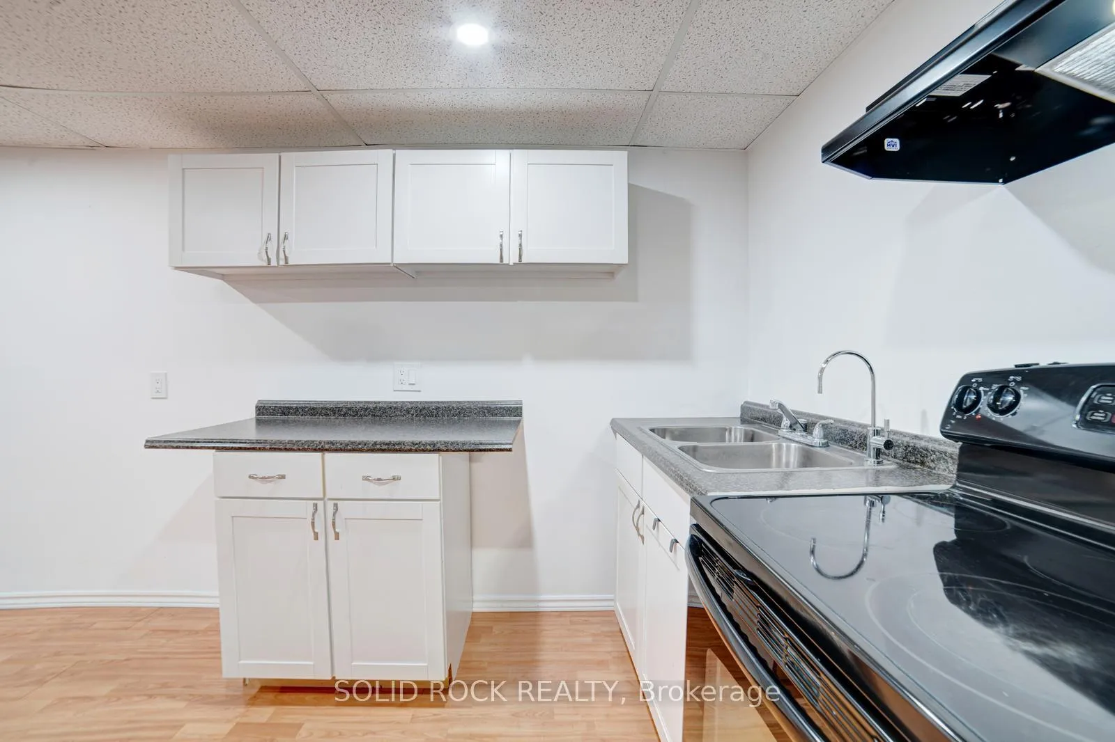 Photo 37 of 224 Pineland Court, Waterloo — HOMEH