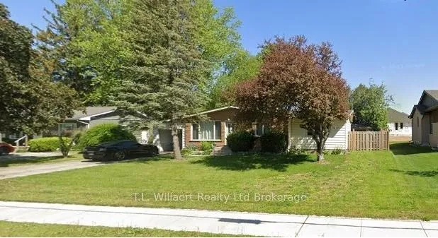 Photo 1 of 76 North Street E, Tillsonburg — HOMEH