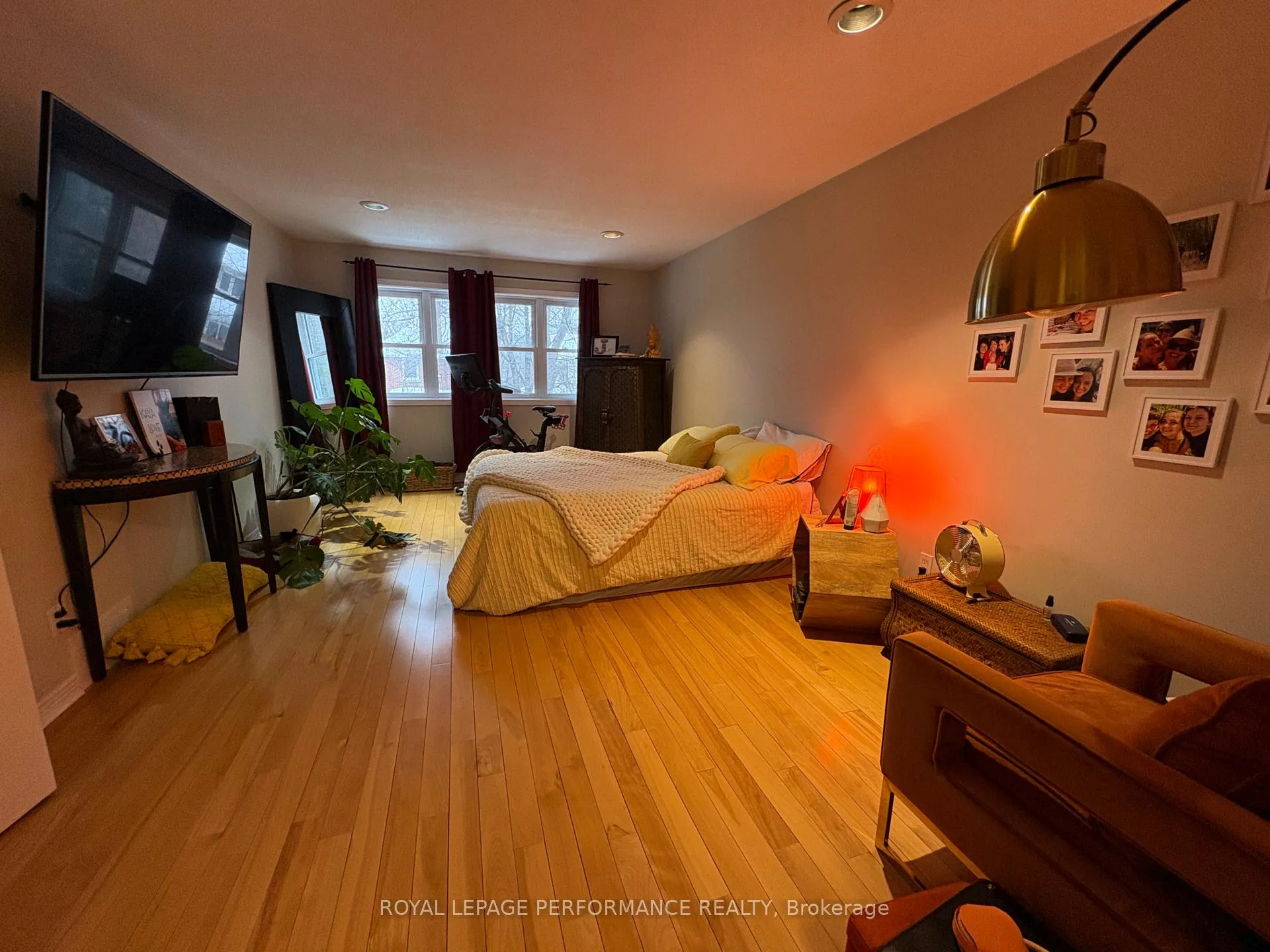 Photo 12 of 104 Blackburn Avenue, Ottawa, Sandy Hill — HOMEH
