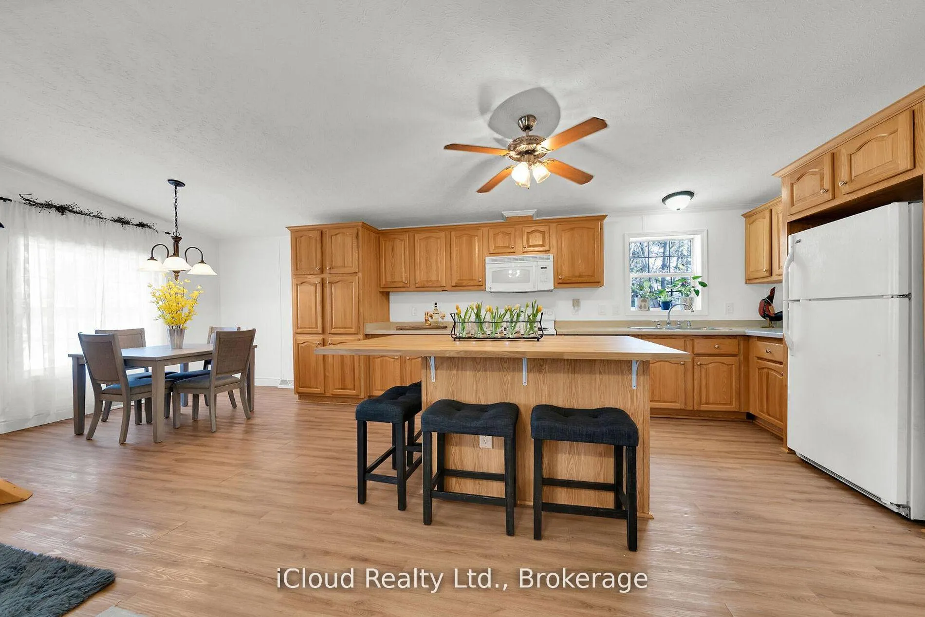 Photo 13 of 1294 Concession Rd 8 West 23 MacPherson Crescent, Hamilton, Rural Flamborough — HOMEH