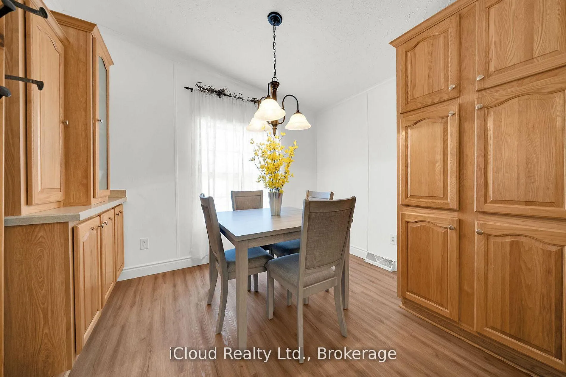 Photo 15 of 1294 Concession Rd 8 West 23 MacPherson Crescent, Hamilton, Rural Flamborough — HOMEH