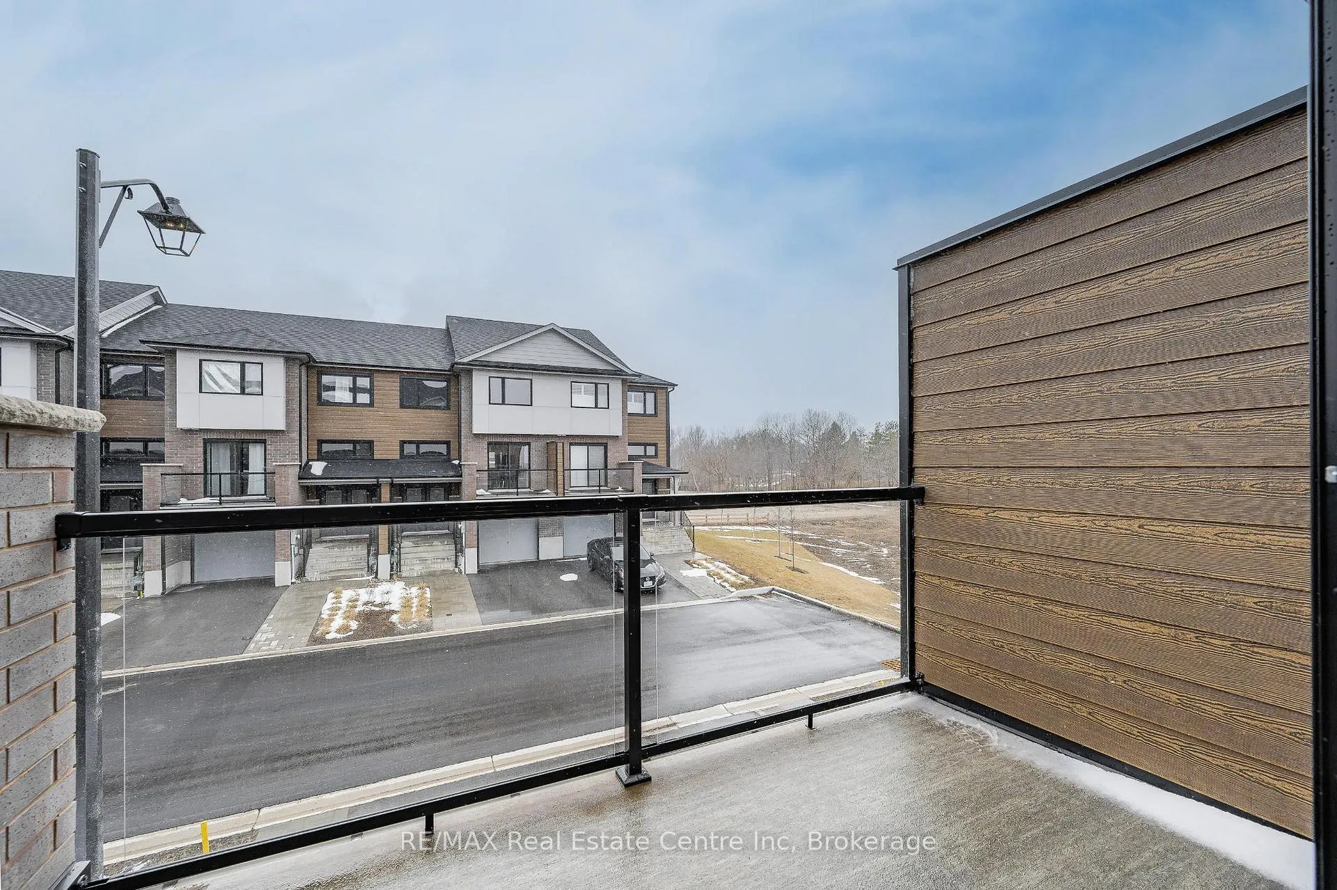 Photo 10 of Unit 9, 182 Bridge Crescent, Minto — HOMEH