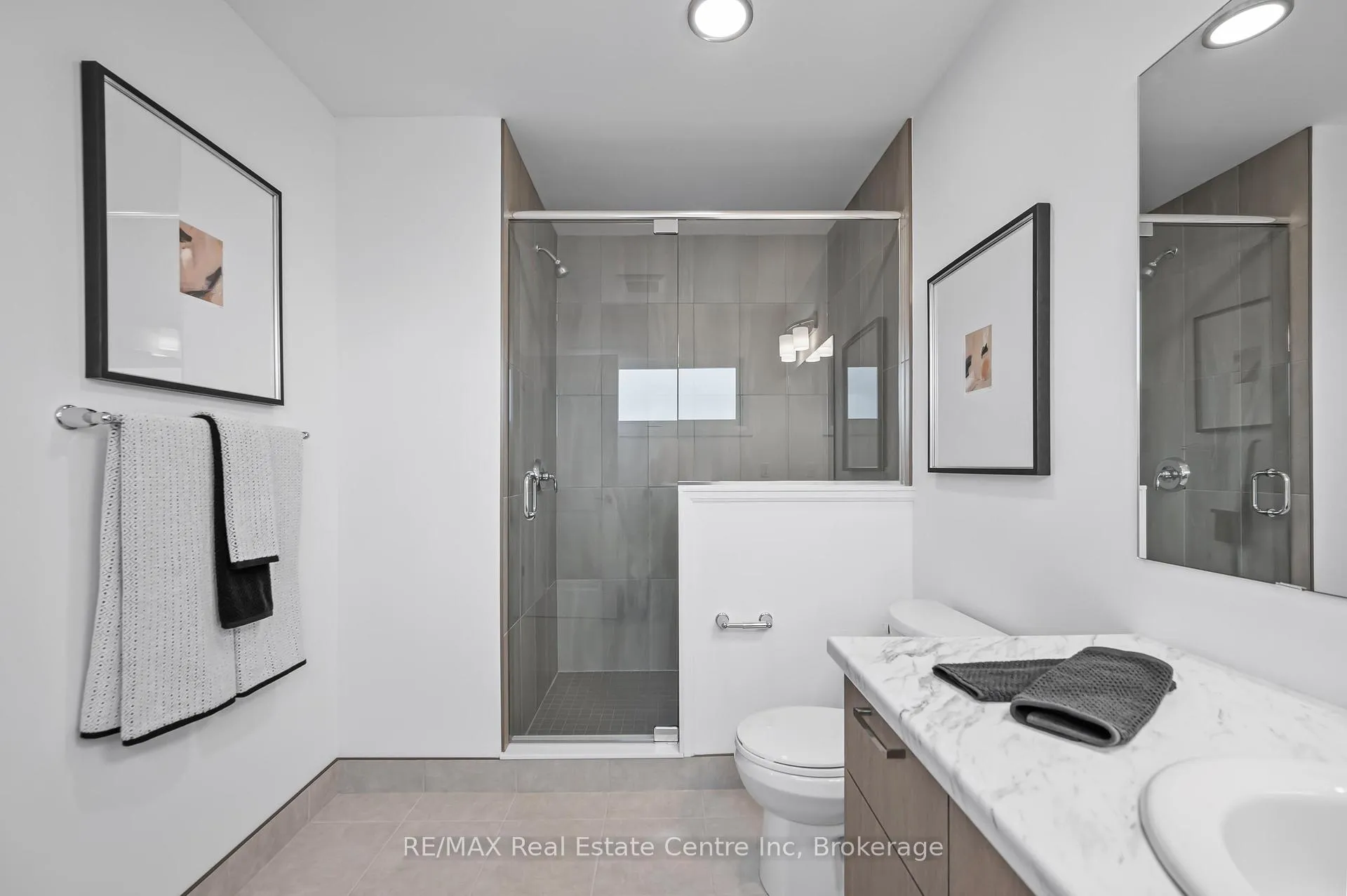 Photo 20 of Unit 9, 182 Bridge Crescent, Minto — HOMEH