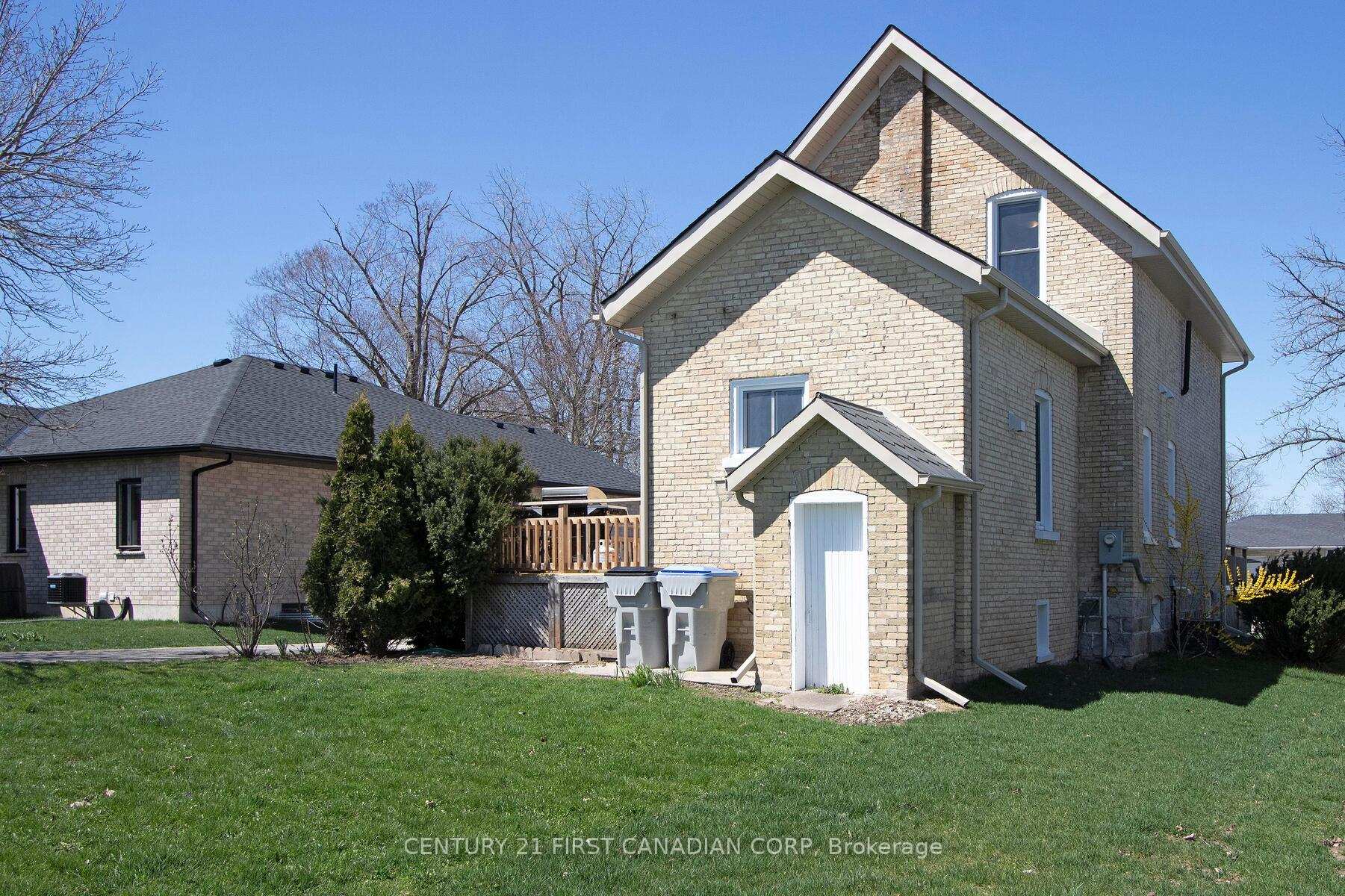 Photo 40 of 146 Main Street N, Huron East, Seaforth — HOMEH