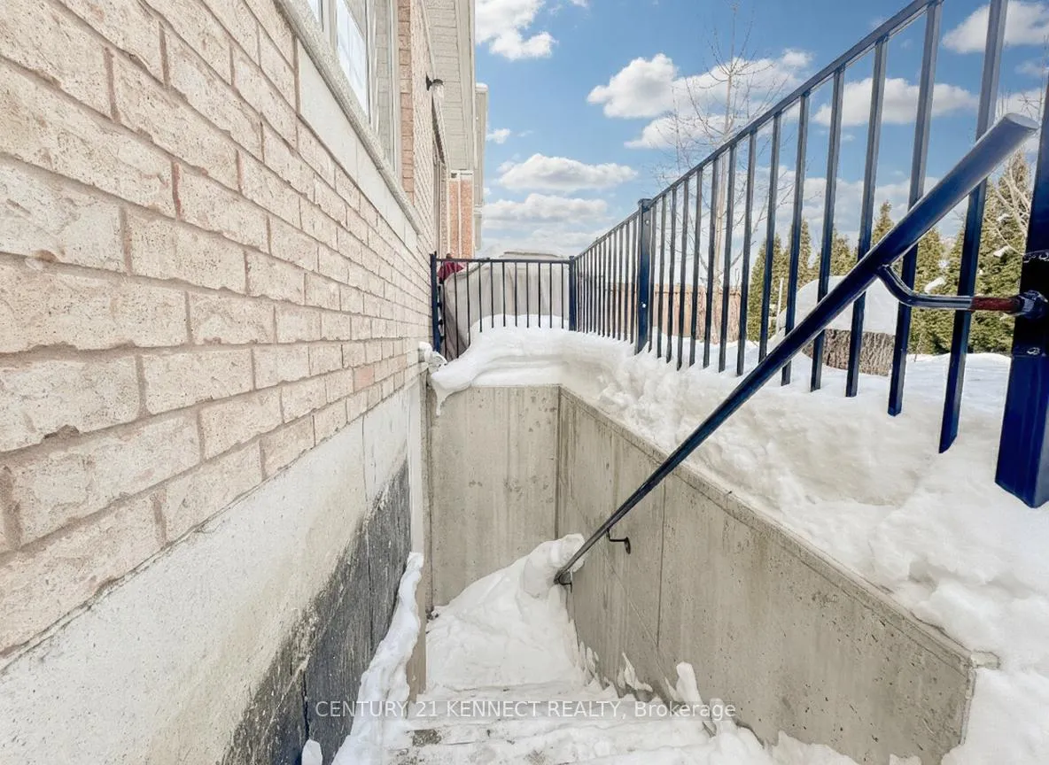 Photo 1 of Unit Bsmt, 23 Fieldstone Lane Avenue, Caledon, Rural Caledon — HOMEH
