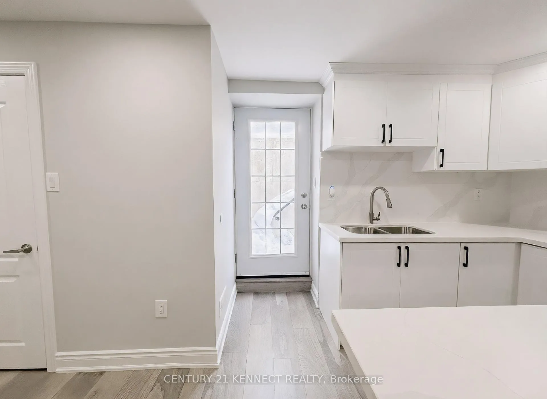 Photo 3 of Unit Bsmt, 23 Fieldstone Lane Avenue, Caledon, Rural Caledon — HOMEH