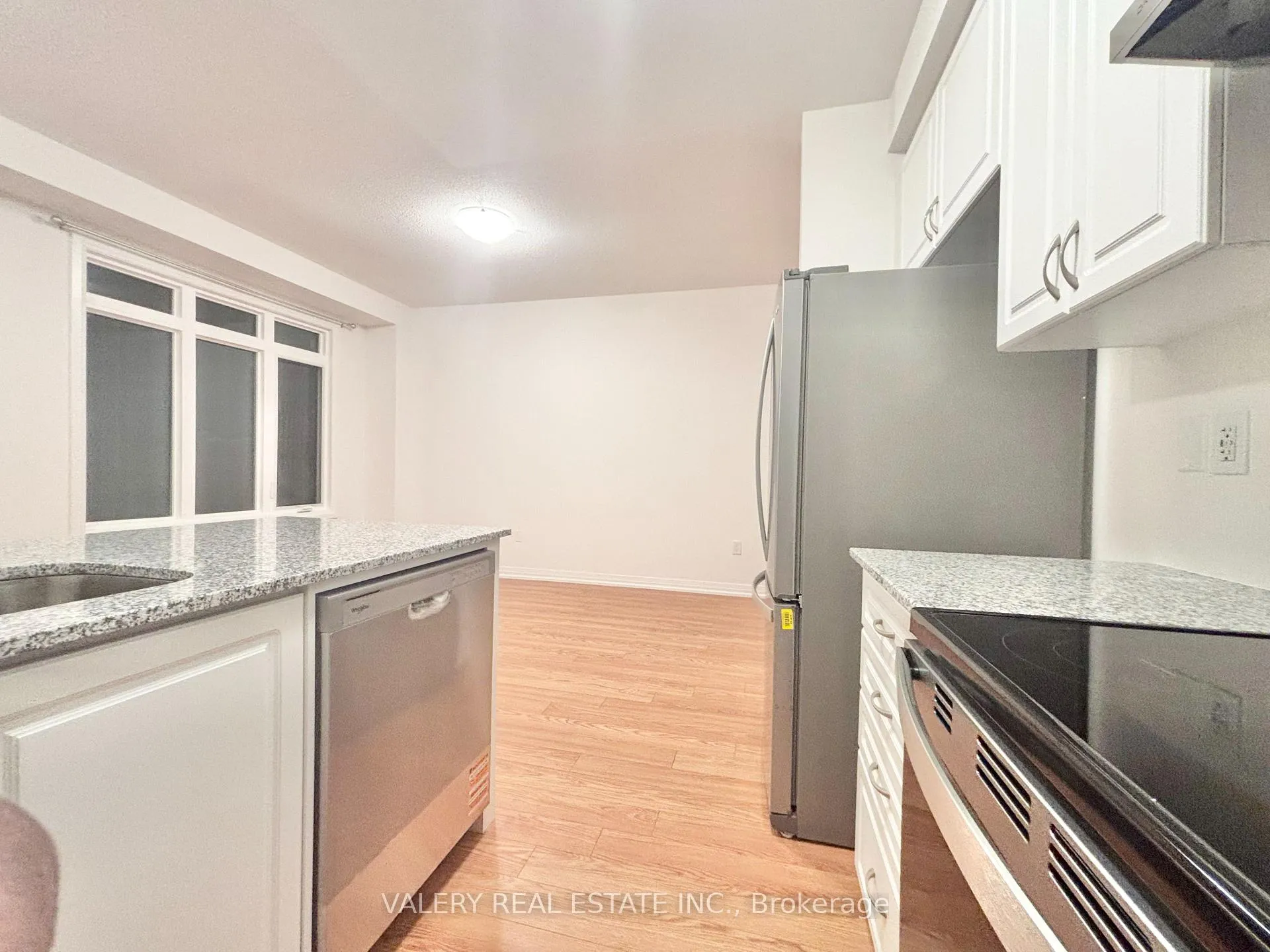 Photo 15 of Unit 24, 474 Provident Wy Way, Hamilton, Mount Hope — HOMEH