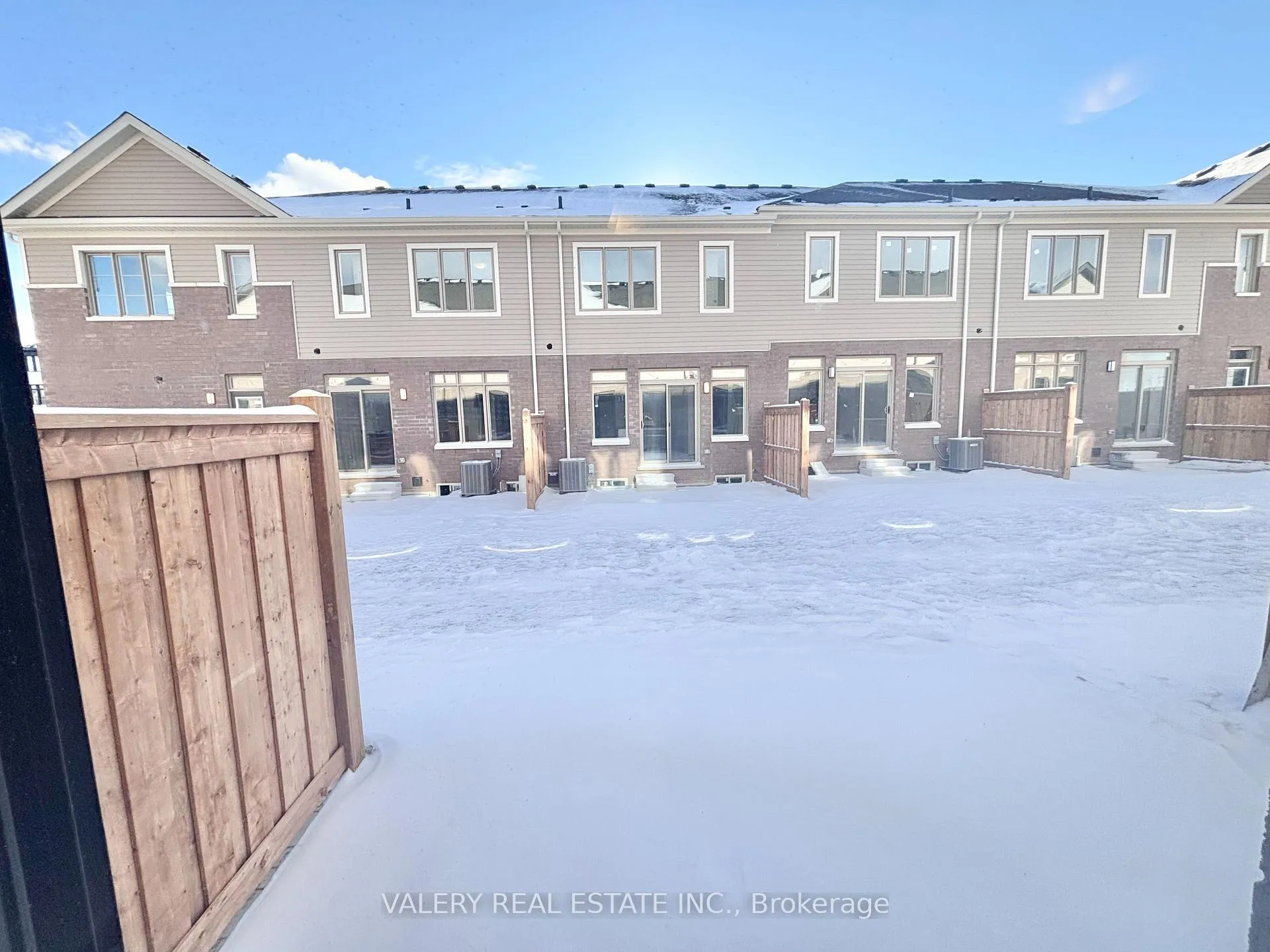 Photo 25 of Unit 24, 474 Provident Wy Way, Hamilton, Mount Hope — HOMEH