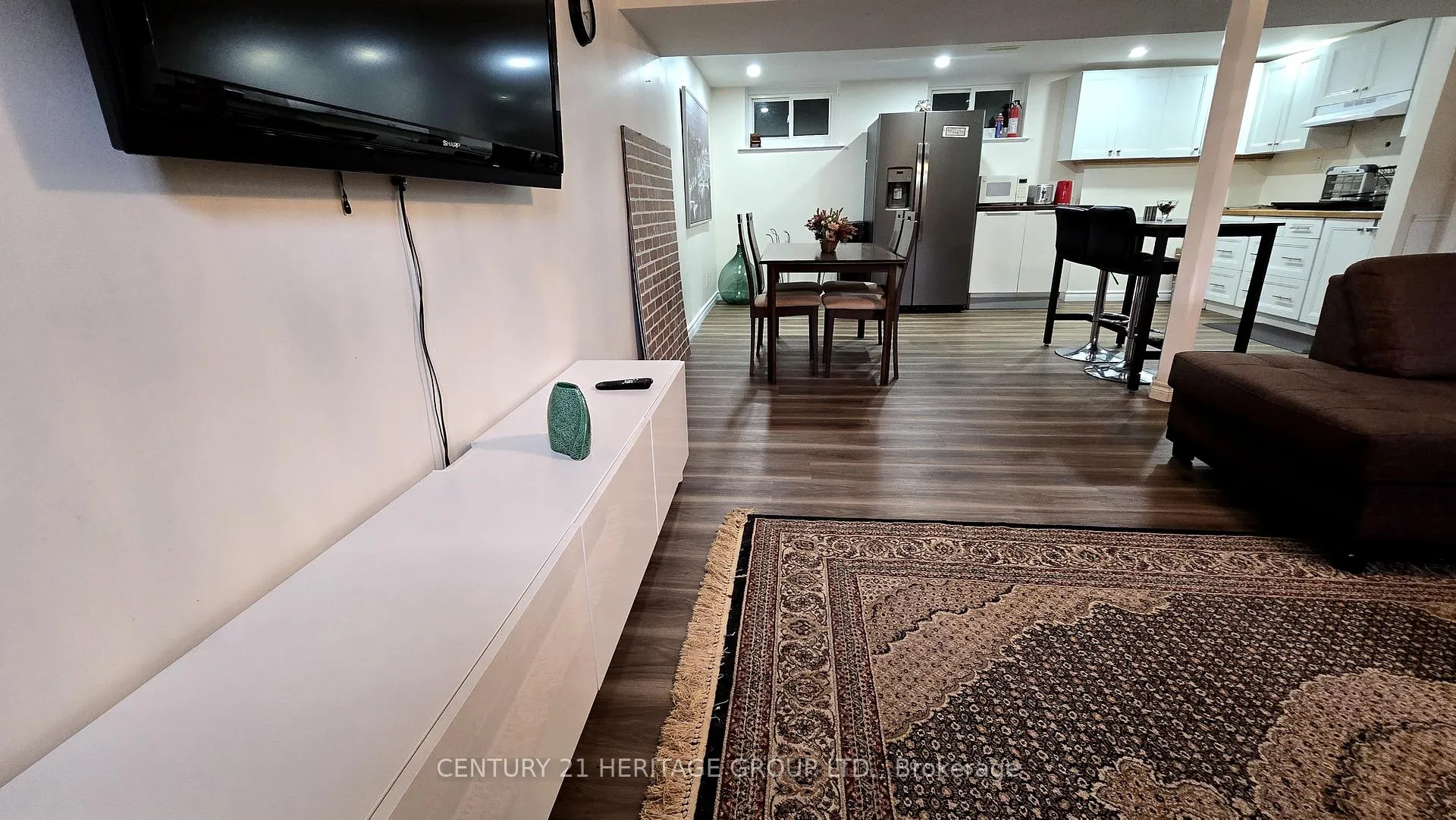 Photo 6 of 77 Aurora Heights Drive, Aurora, Aurora Heights — HOMEH