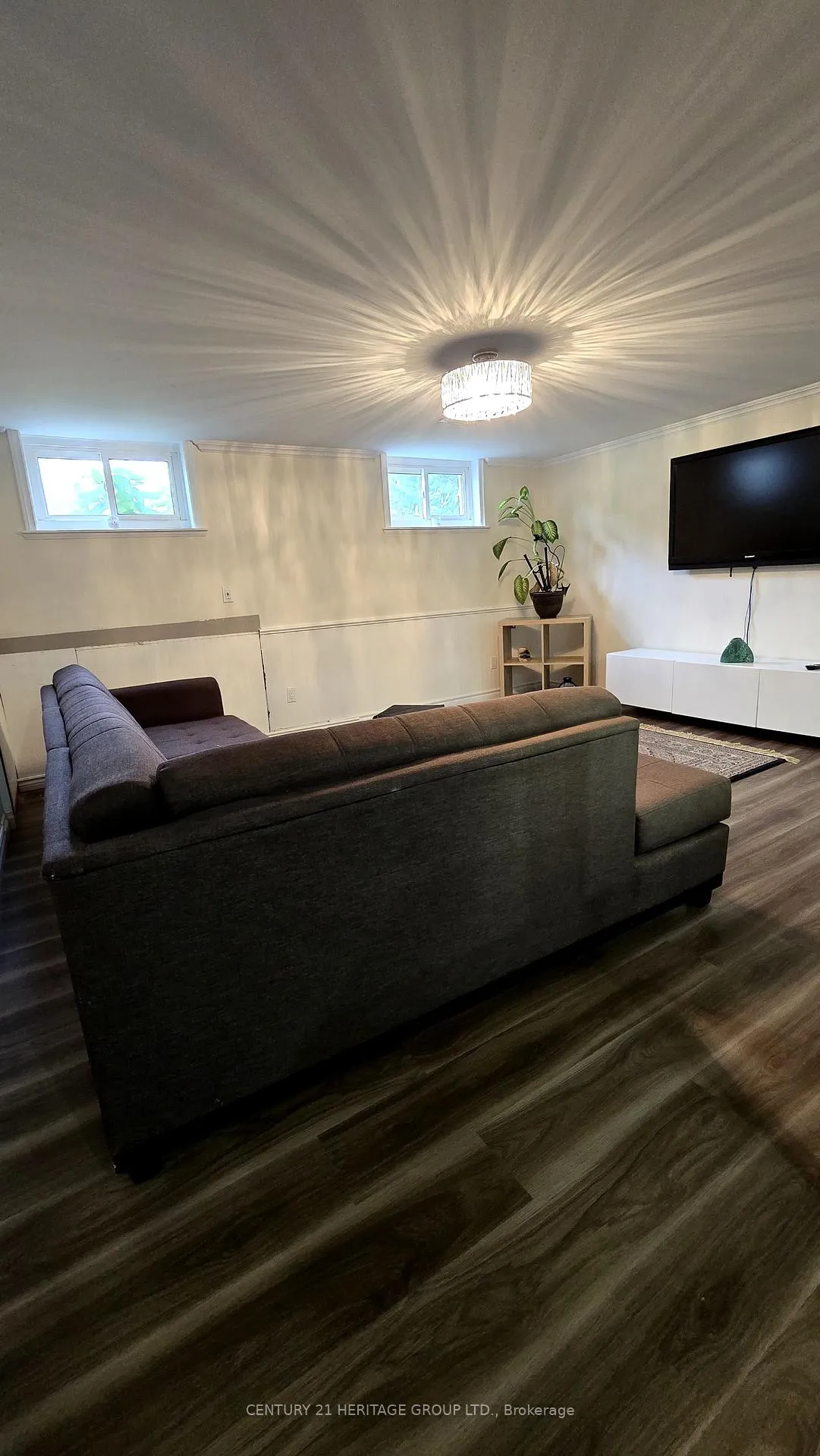 Photo 8 of 77 Aurora Heights Drive, Aurora, Aurora Heights — HOMEH