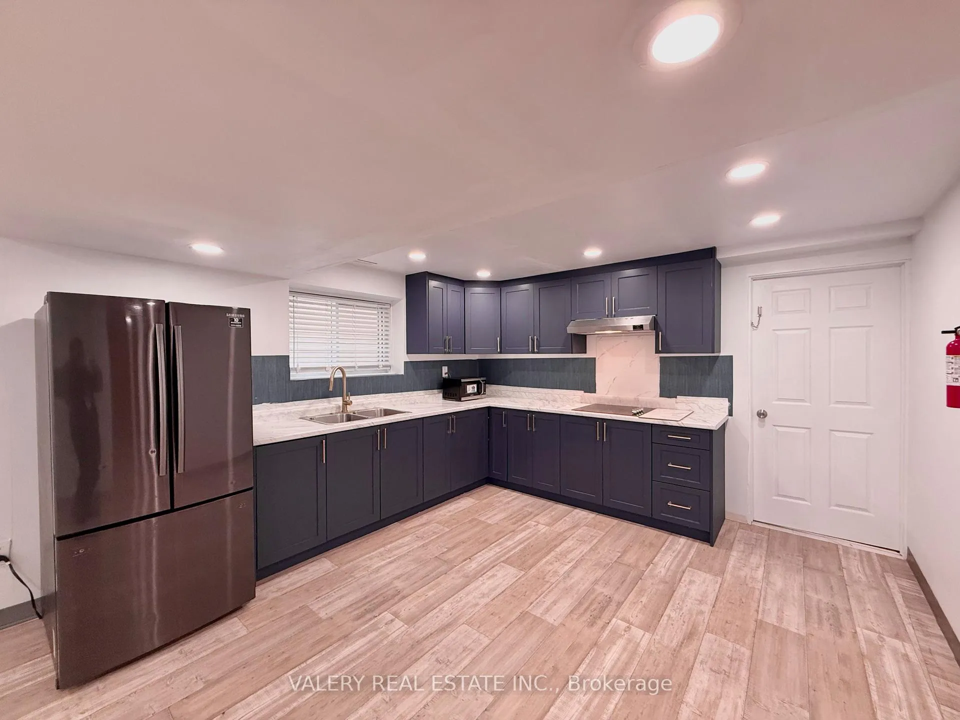 Photo 4 of 134 Reed St Street, Lakeshore, Tecumseh — HOMEH