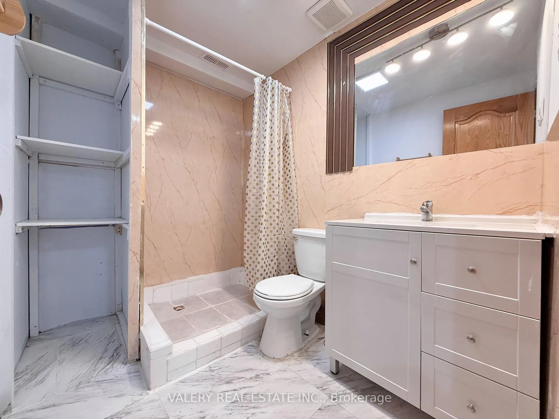 Photo 6 of 134 Reed St Street, Lakeshore, Tecumseh — HOMEH