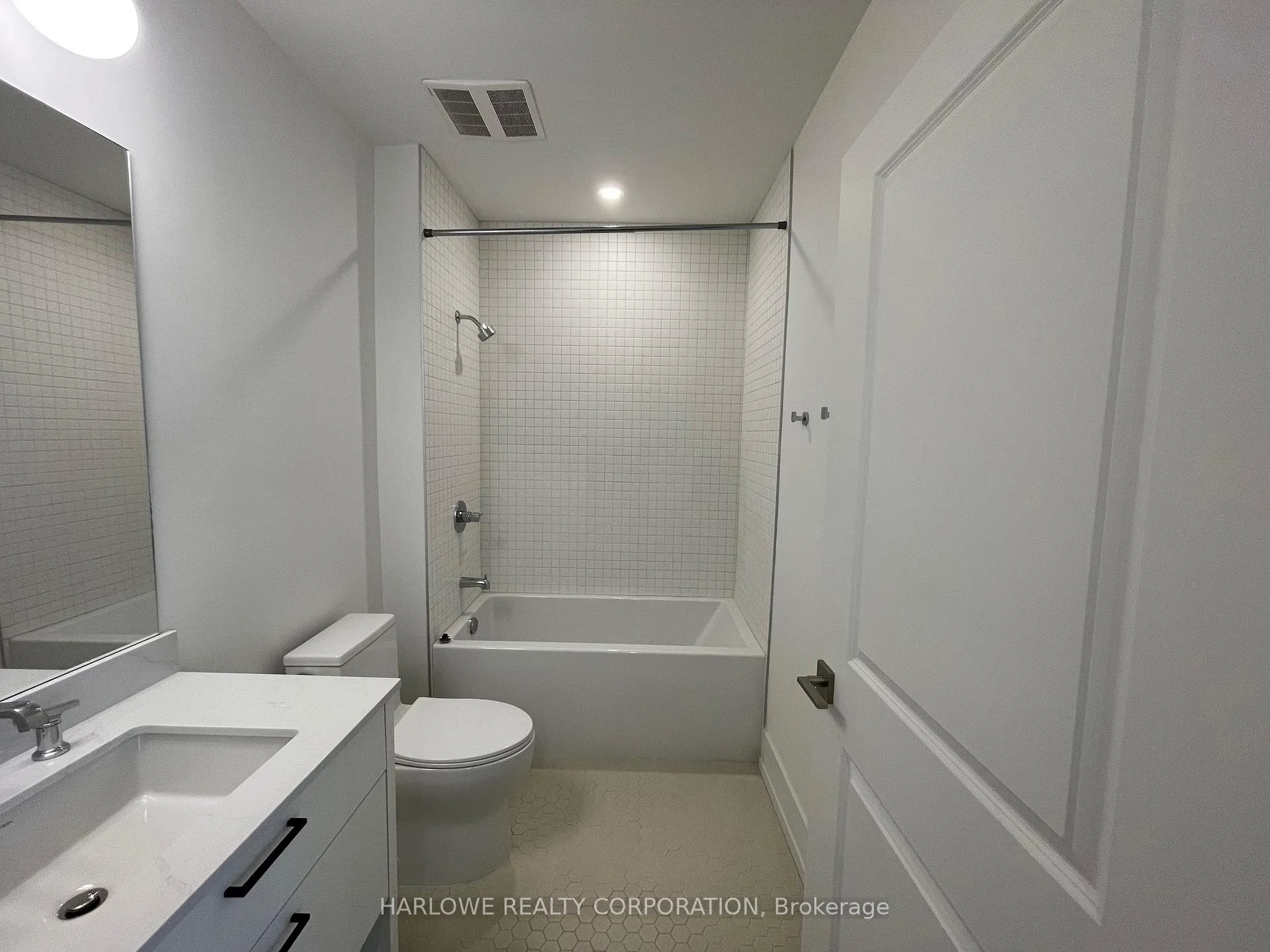 Photo 4 of Unit 202, 206 King Street W, Hamilton, Central — HOMEH