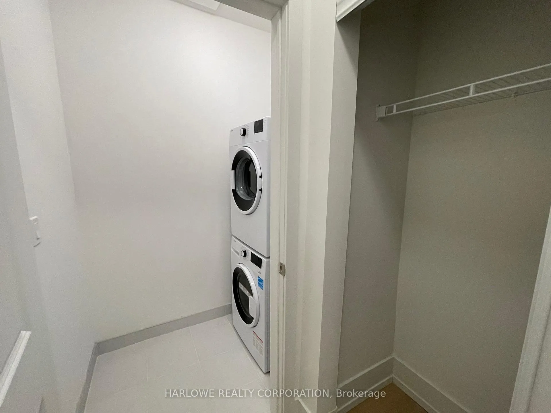 Photo 5 of Unit 202, 206 King Street W, Hamilton, Central — HOMEH