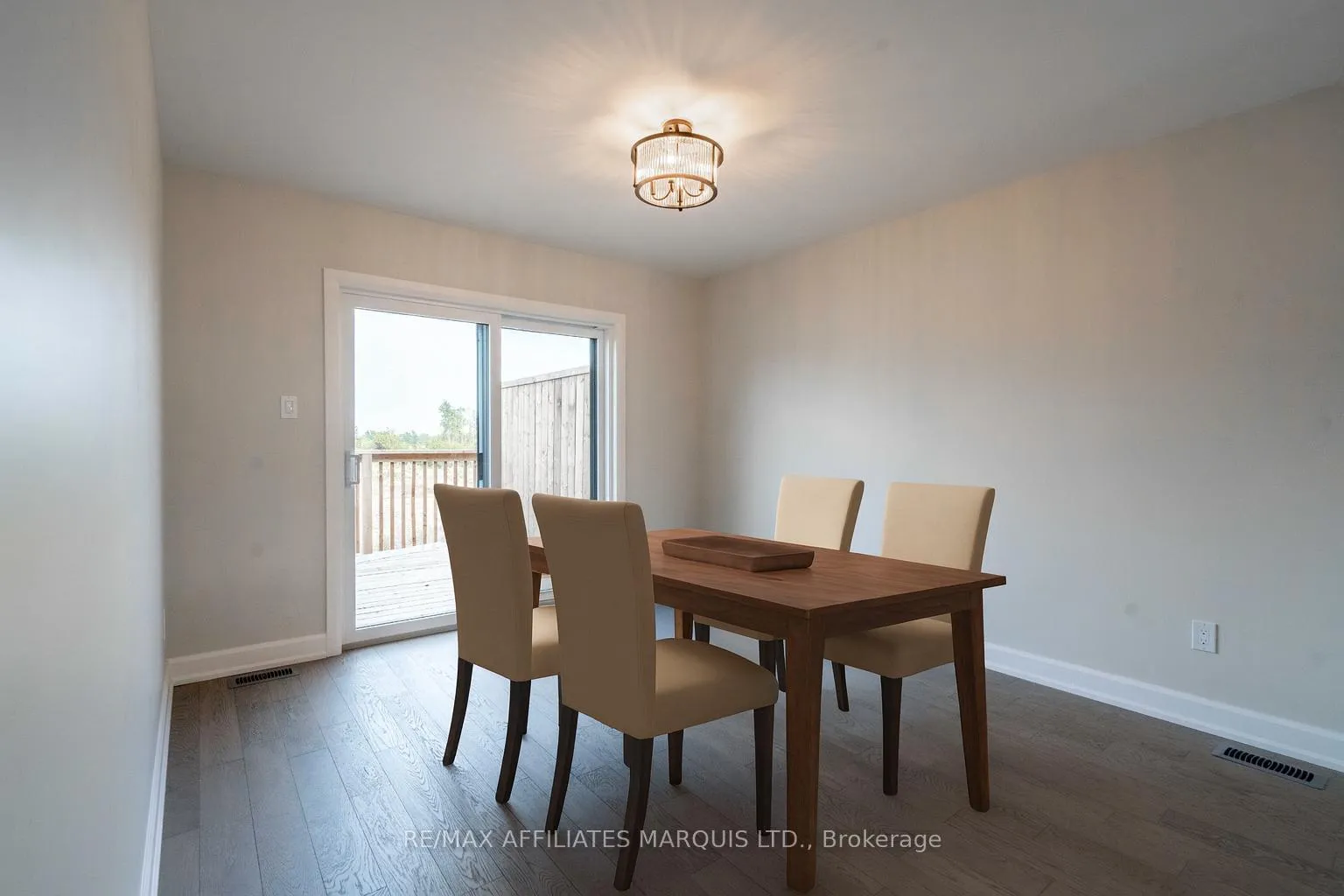 Photo 9 of 102 Woodland Drive, Cornwall — HOMEH