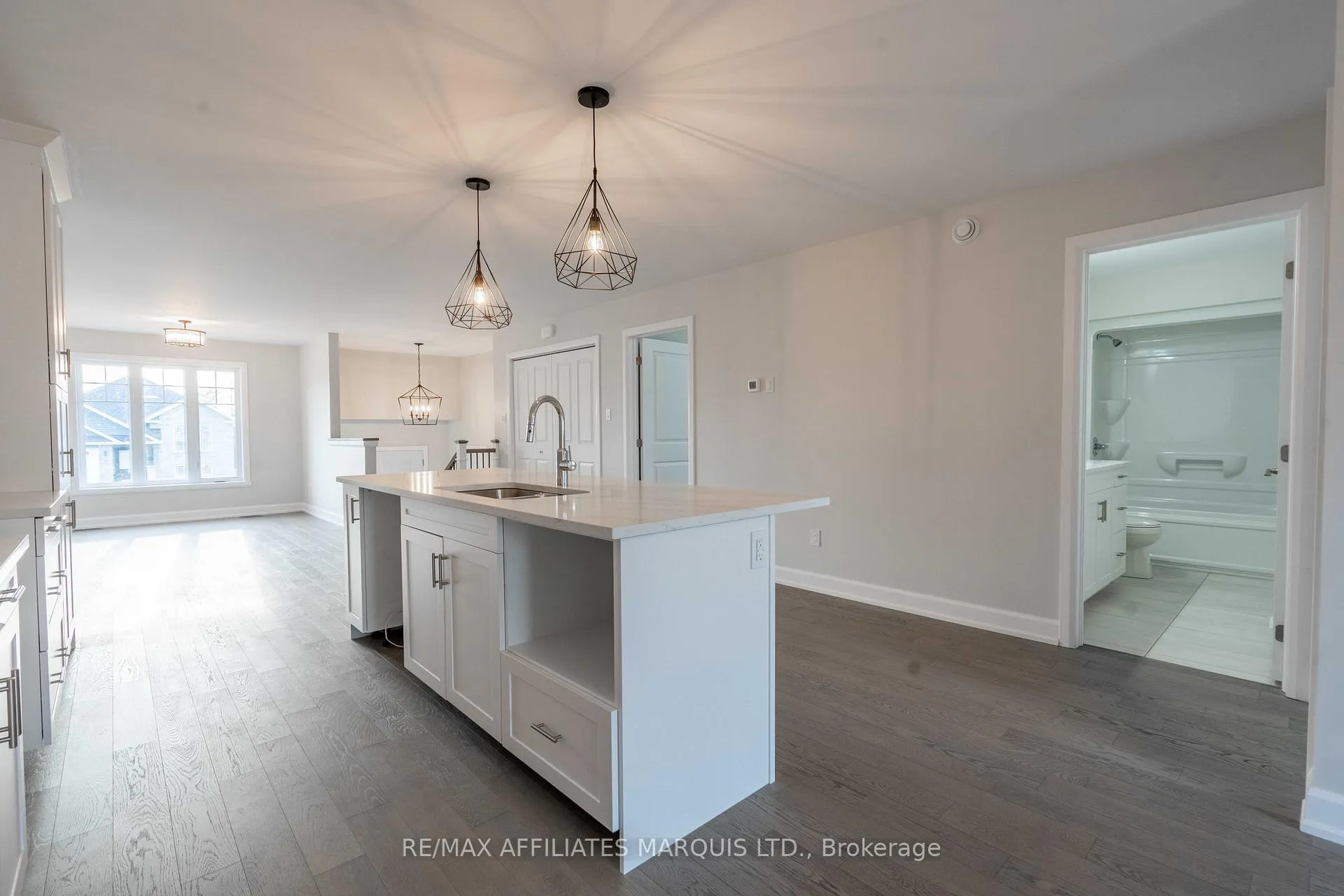 Photo 12 of 102 Woodland Drive, Cornwall — HOMEH