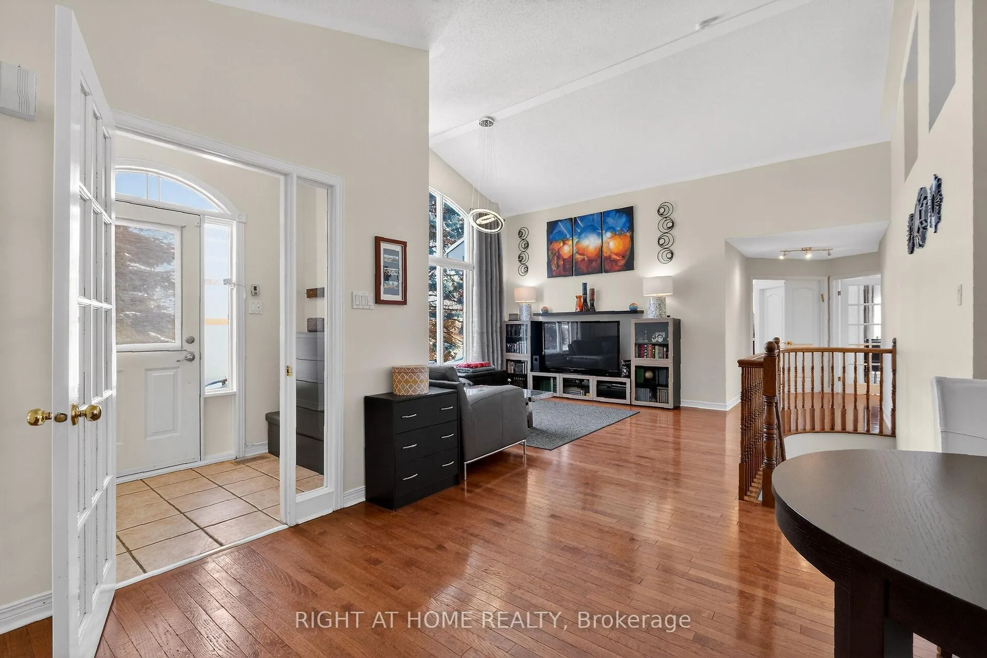 Photo 6 of 98 Waterthrush Crescent, Ottawa, Kanata - Bridlewood — HOMEH