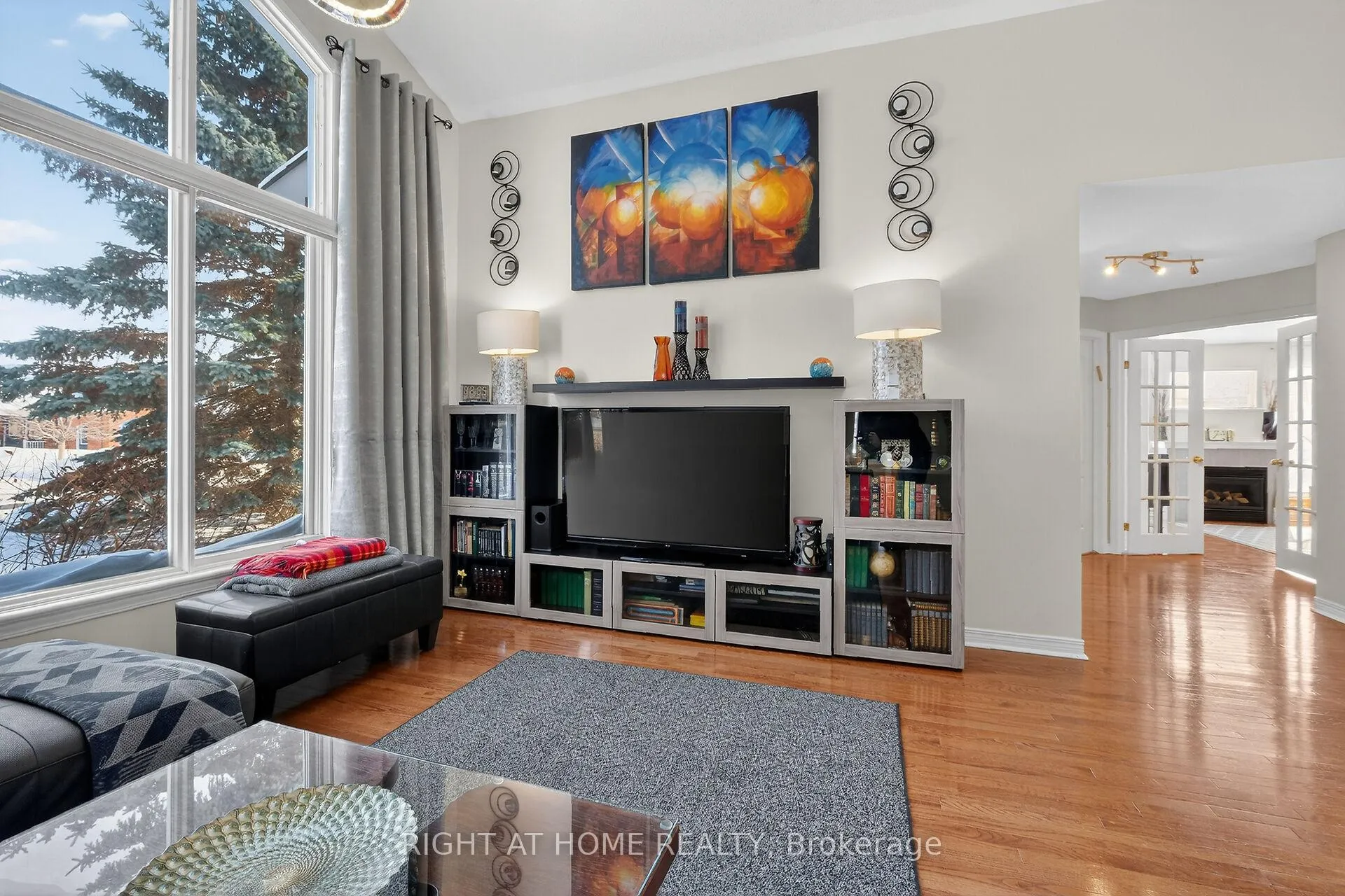 Photo 7 of 98 Waterthrush Crescent, Ottawa, Kanata - Bridlewood — HOMEH