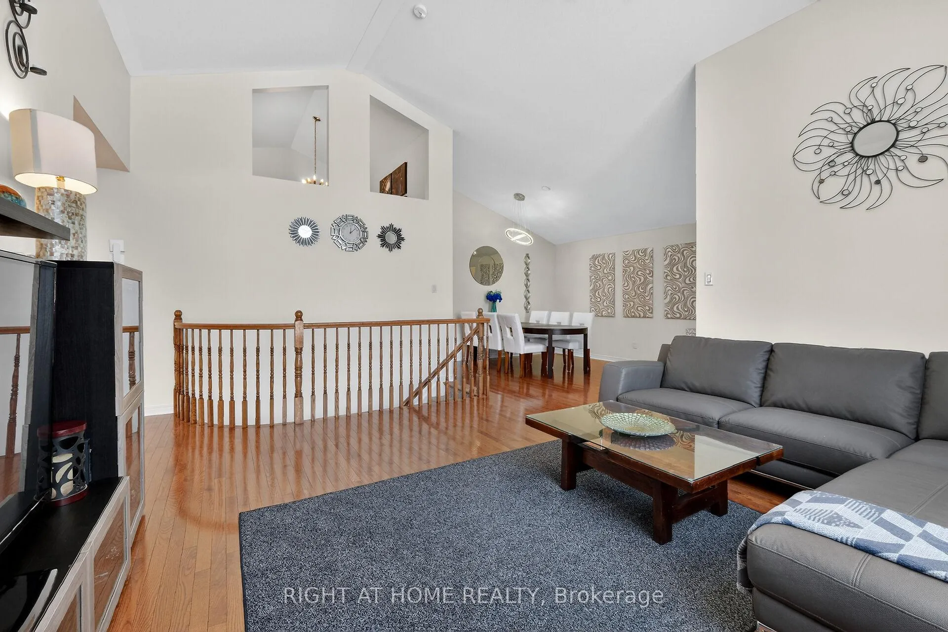 Photo 11 of 98 Waterthrush Crescent, Ottawa, Kanata - Bridlewood — HOMEH